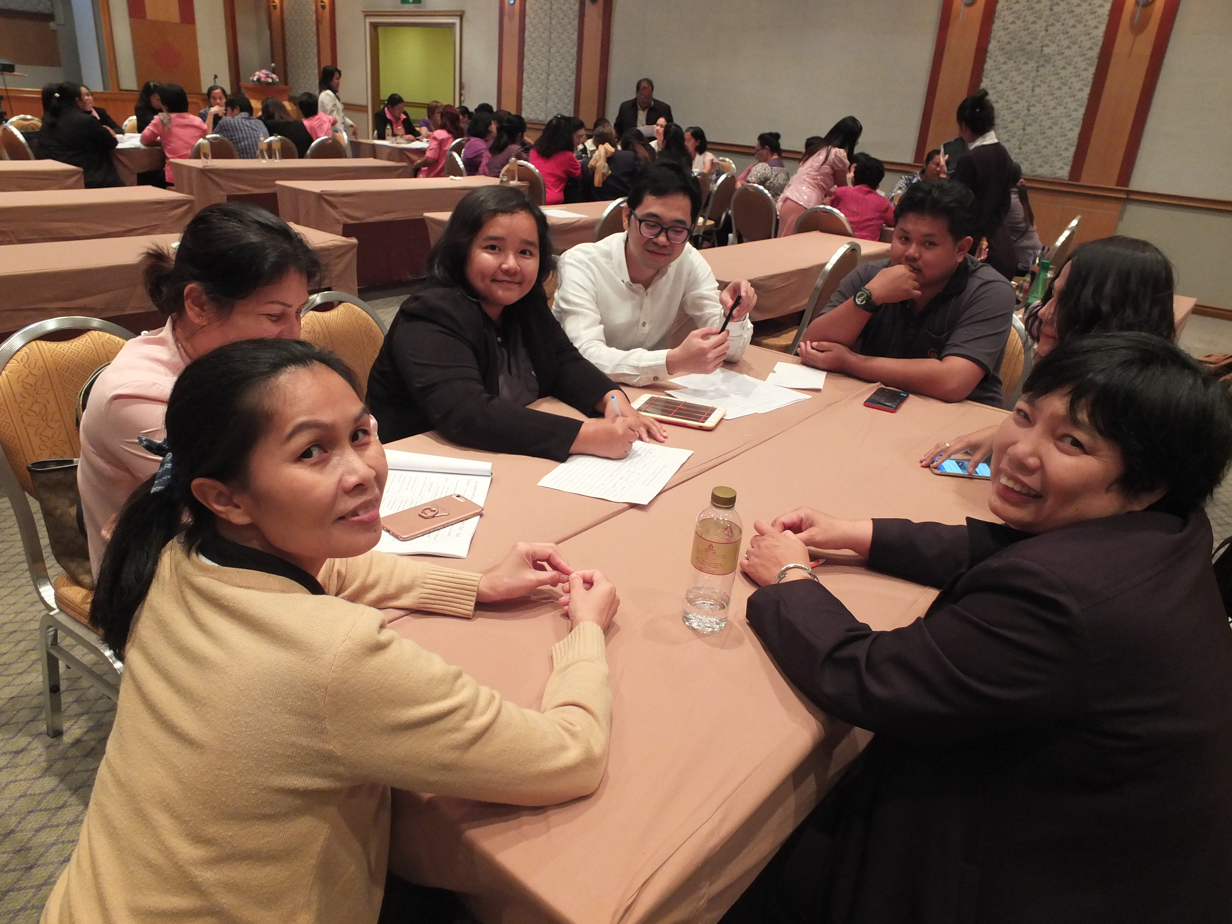 @ปทุมธานี “การประชุมเชิงปฏิบัติการขับเคลื่อนยุทธศาสตร์กองทุนพัฒนาบทบาทสตรีจังหวัดปทุมธานี ประจำปี 2561”