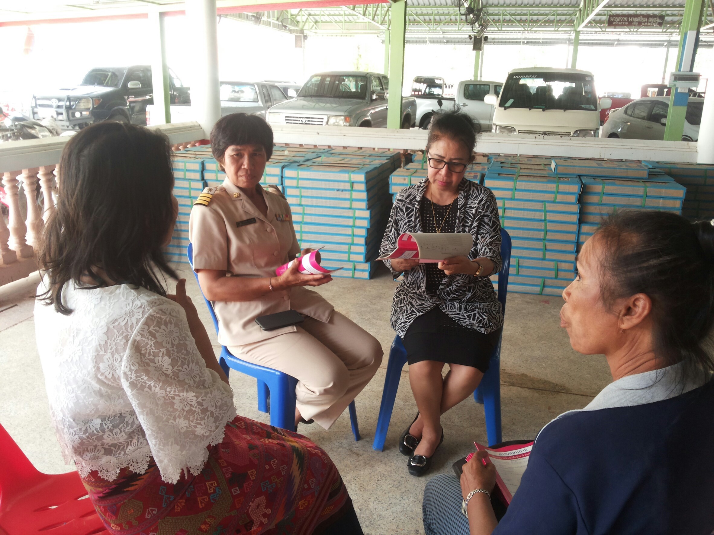 @ปทุมธานี “สพจ.ปทุมธานี ติดตามการดำเนินงาน การจัดเก็บข้อมูลความจำเป็นพื้นฐาน (จปฐ.)ปี 2561”