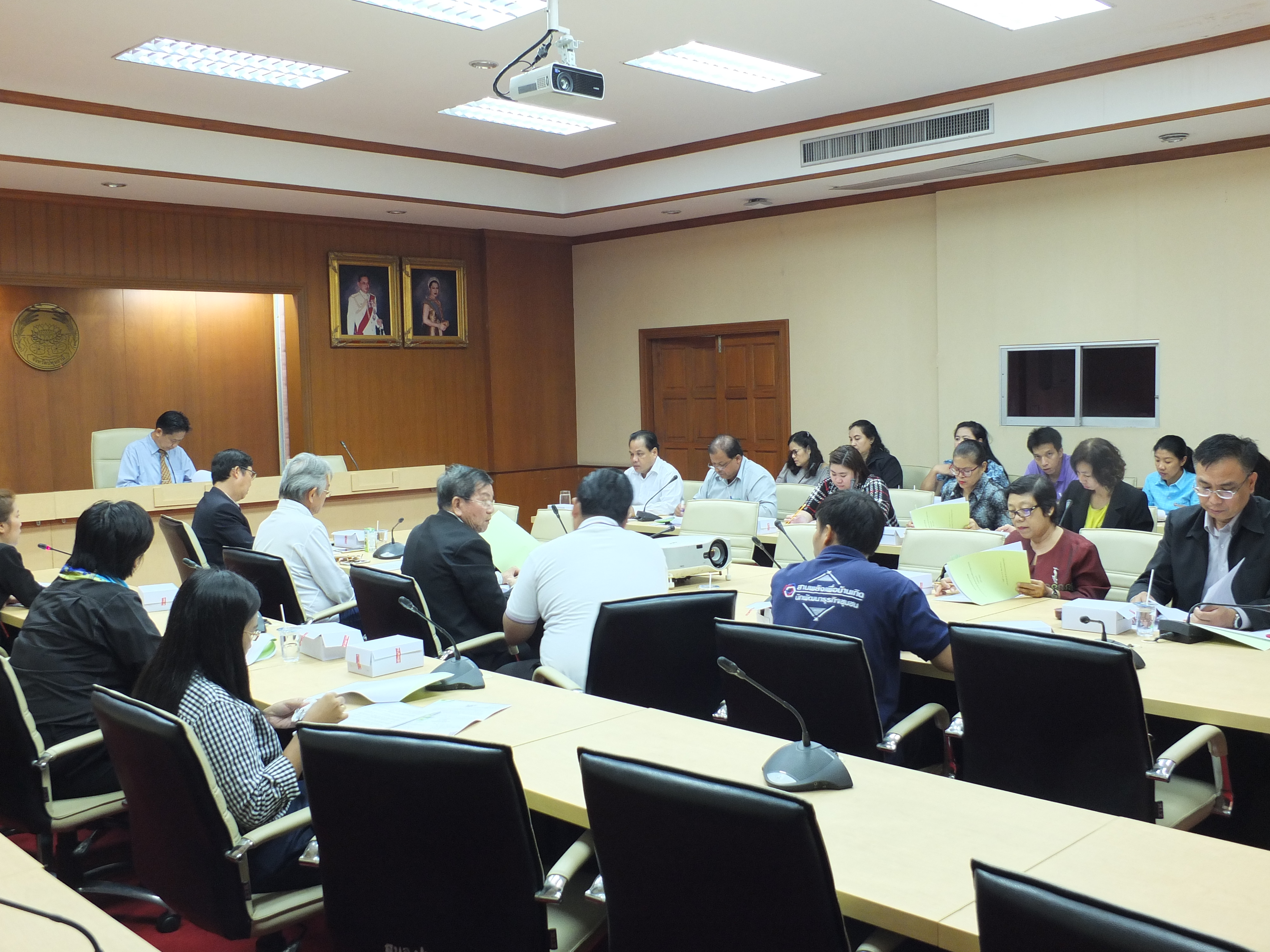 @ปทุมธานี “การประชุมคณะกรรมการประสานและขับเคลื่อนโยบายสานพลังประชารัฐ จังหวัดปทุมธานี”