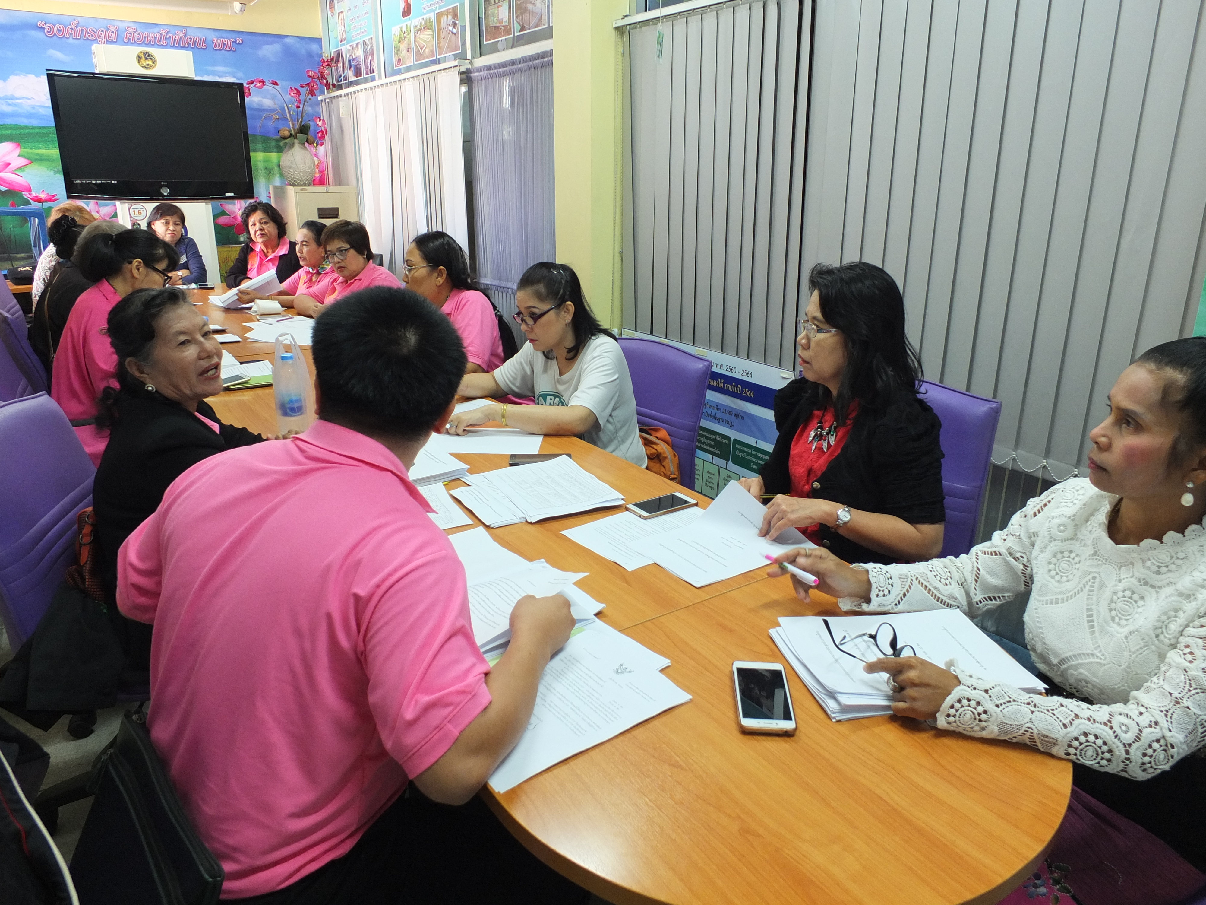 @ปทุมธานี “ประชุมเครือข่ายผู้ผลิต ผู้ประกอบการ OTOP จังหวัดปทุมธานี ประจำเดือนมกราคม 2561”