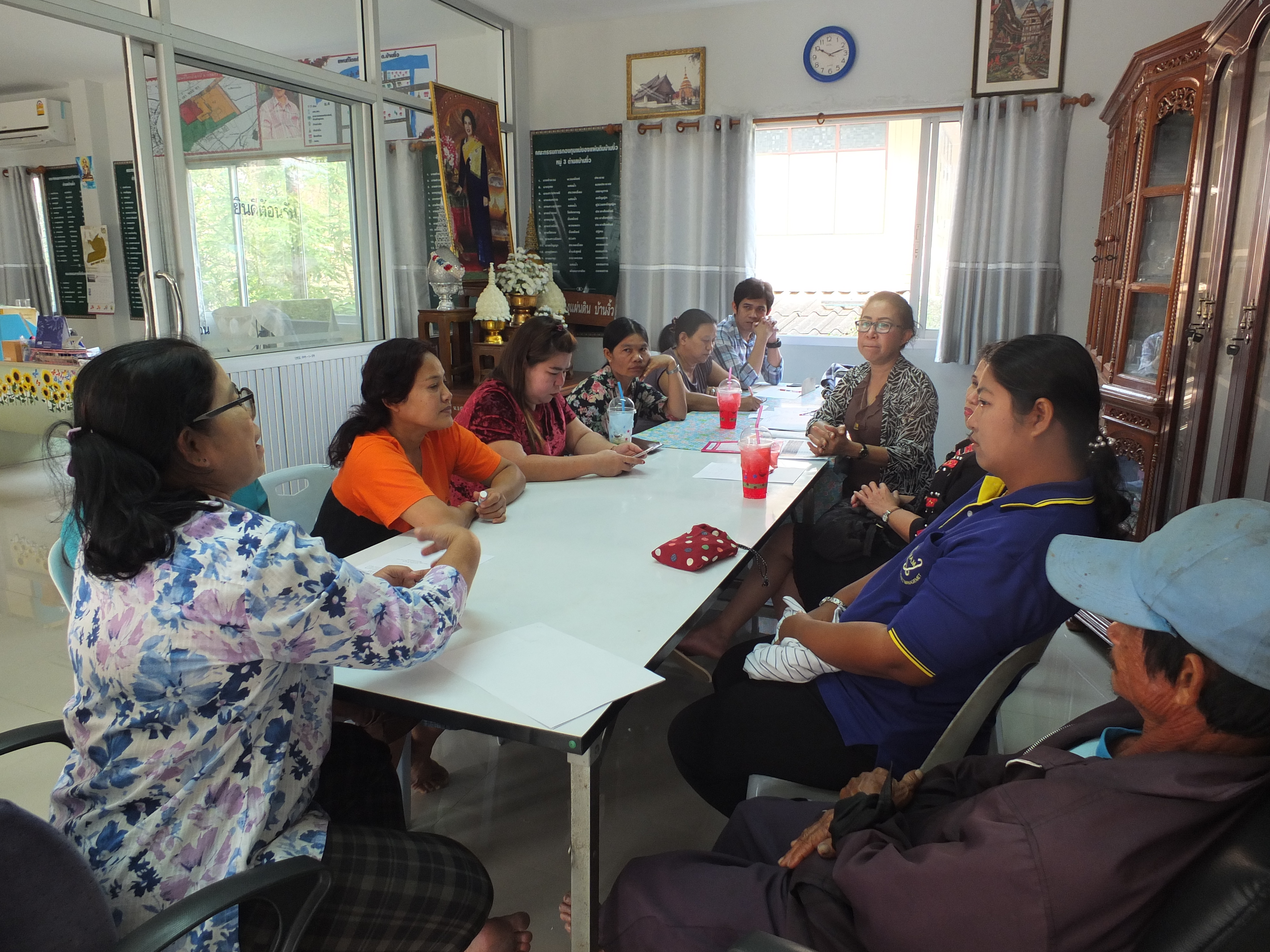 @ปทุมธานี “สำนักงานพัฒนาชุมชนจังหวัดปทุมธานี ติดตามการดำเนินการจัดเก็บข้อมูลความจำเป็นพื้นฐาน(จปฐ.) 2561 ตำบลบ้านงิ้ว อำเภอสามโคก”