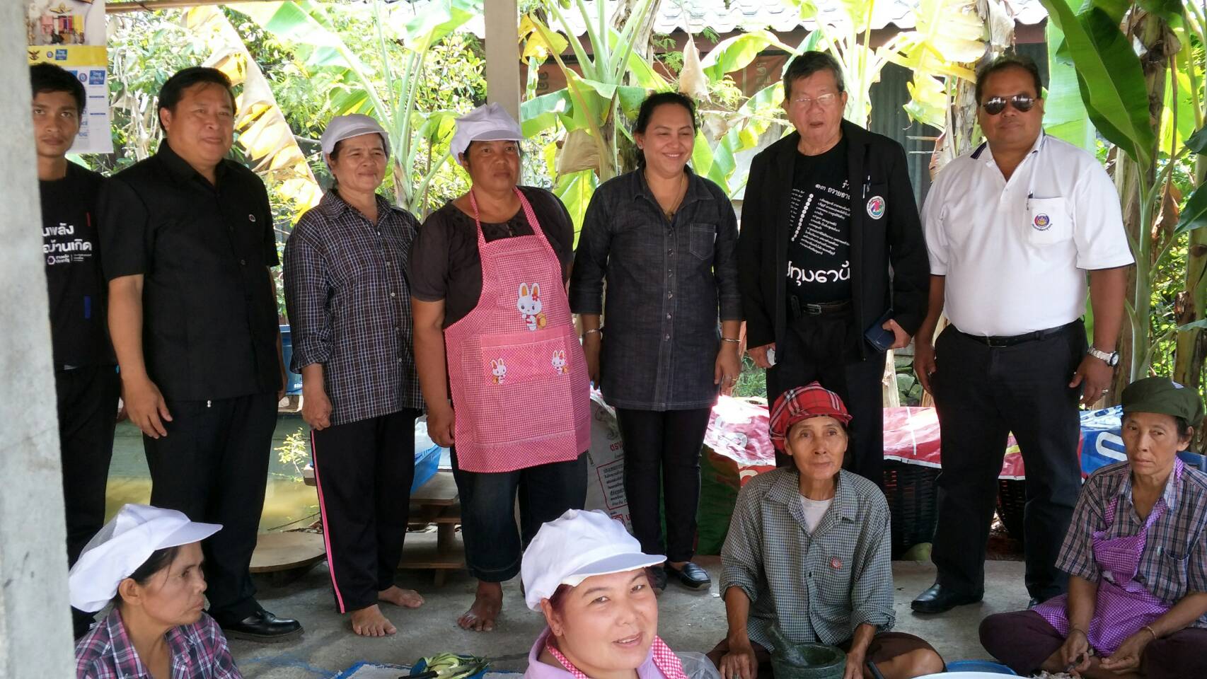 @ปทุมธานี “สำนักงานพัฒนาชุมชนจังหวัดปทุมธานี ติดตามกลุ่มเป้าหมายบริษัทประชารัฐฯ ปี 2561 กลุ่มไข่ไก่สดสมุนไพรและกลุ่มน้ำพริกตำมือ  ตามโครงการสนับสนุนการขับเคลื่อนการพัฒนาเศรษฐกิจฐานรากและประชารัฐ”