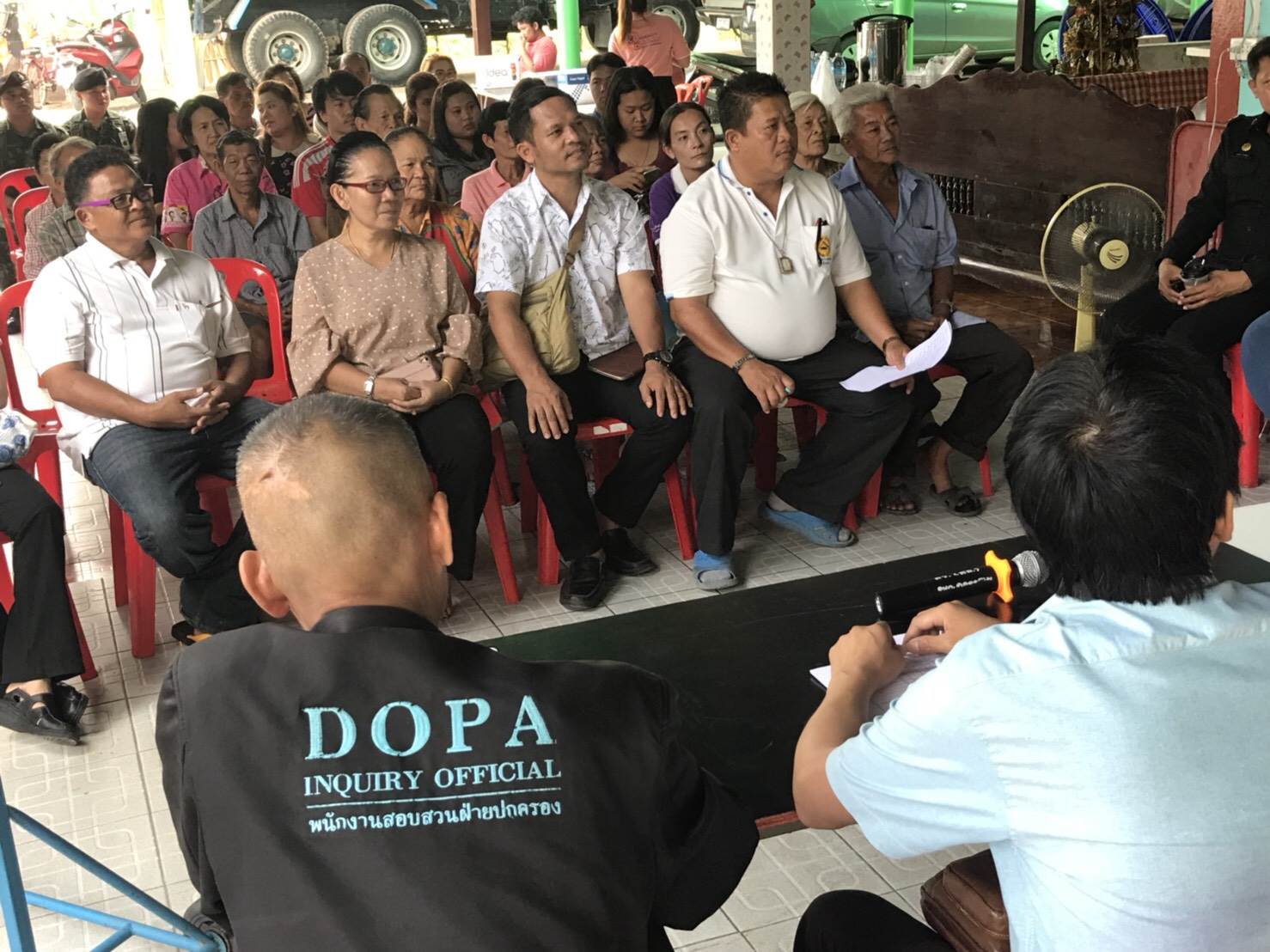 @ปทุมธานี “สำนักงานพัฒนาชุมชนอำเภอคลองหลวง จังหวัดปทุมธานี ดำเนินการจัดเวทีประชาคมขับเคลื่อนการพัฒนาประเทศตามโครงการไทยนิยม ยั่งยืน ครั้งที่ 1 (เวทีปรับทุกข์ ผูกมิตร) ม.7 ต.คลองสาม”