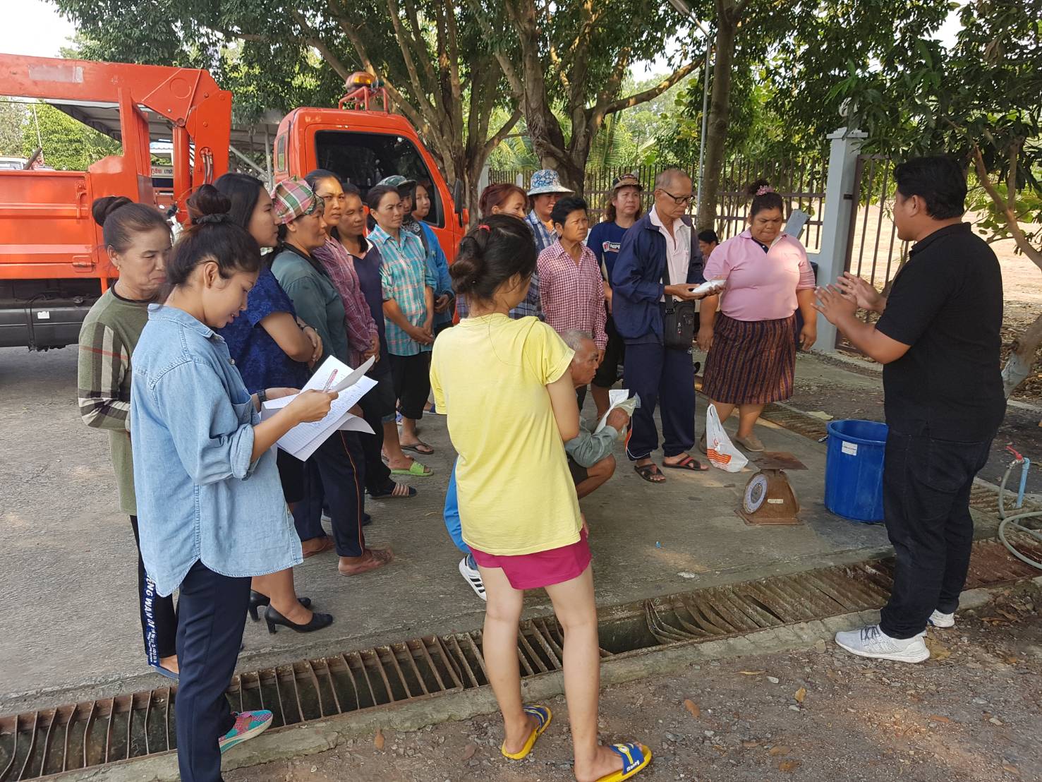 @ปทุมธานี “สำนักงานพัฒนาชุมชนอำเภอหนองเสือ จ.ปทุมธานี ดำเนินโครงการขยายผลสัมมาชีพชุมชน ณ บ้านนพรัตน์พัฒนา ม.6 ต.นพรัตน์”