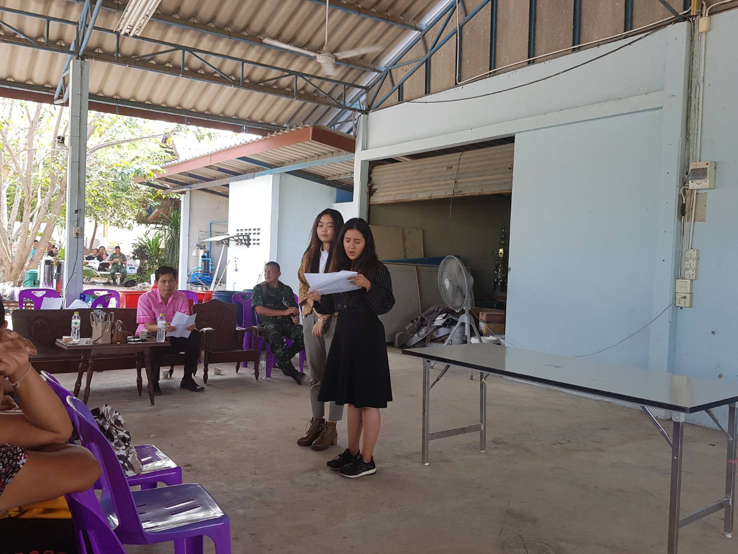 @ปทุมธานี “สำนักงานพัฒนาชุมชนอำเภอหนองเสือ จังหวัดปทุมธานี ดำเนินการจัดเวทีประชาคมขับเคลื่อนการพัฒนาประเทศตามโครงการไทยนิยม ยั่งยืน ครั้งที่ 1 (เวทีปรับทุกข์ ผูกมิตร) บ้านเกาะแขม หมู่ 2 ต.นพรัตน์”