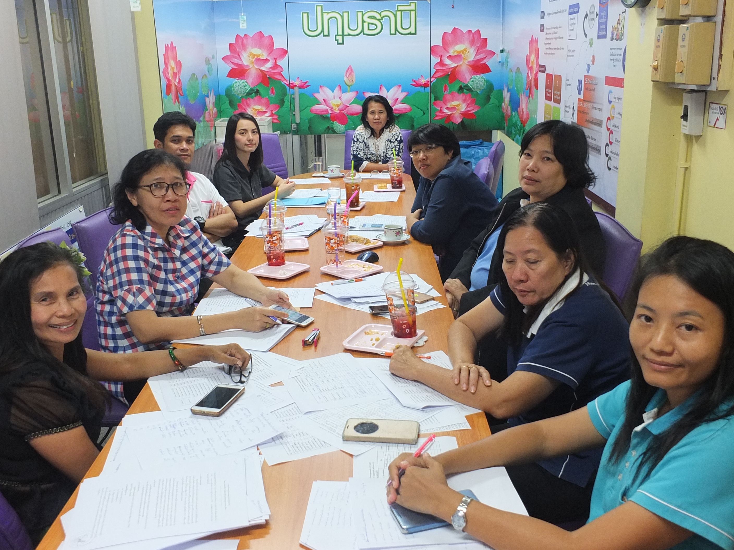 @ปทุมธานี “สำนักงานพัฒนาชุมชนจังหวัดปทุมธานี ประชุมวางแผนการดำเนินงานตามโครงการส่งเสริมการพัฒนาผลิตภัณฑ์ชุมชนชนสู่ประชาคมอาเซียน”