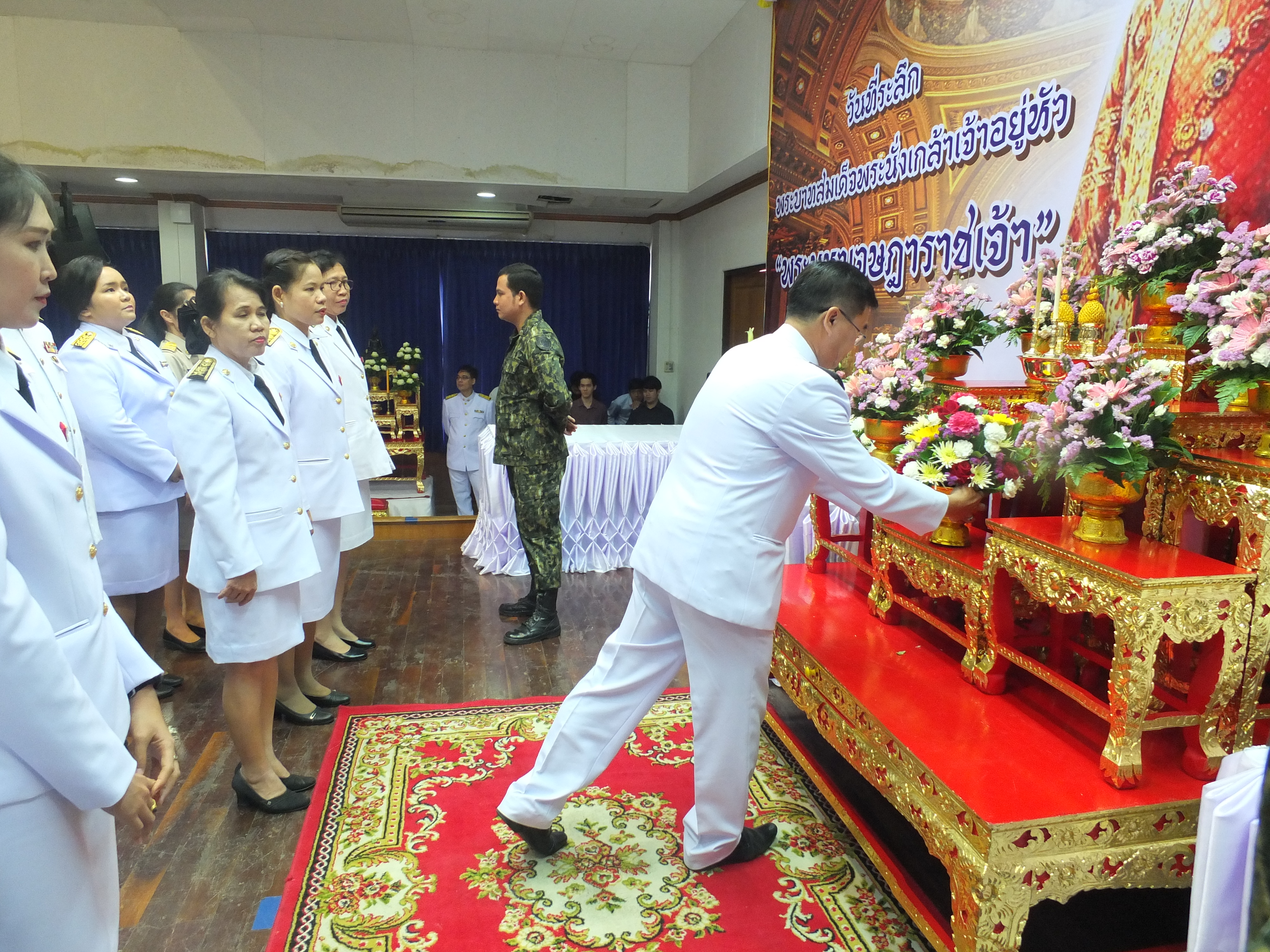 @ปทุมธานี “สำนักงานพัฒนาชุมชนจังหวัดปทุมธานี ร่วมพิธีวันที่ระลึกพระบาทสมเด็จพระนั่งเกล้าเจ้าอยู่หัว พระมหาเจษฎาราชเจ้า”