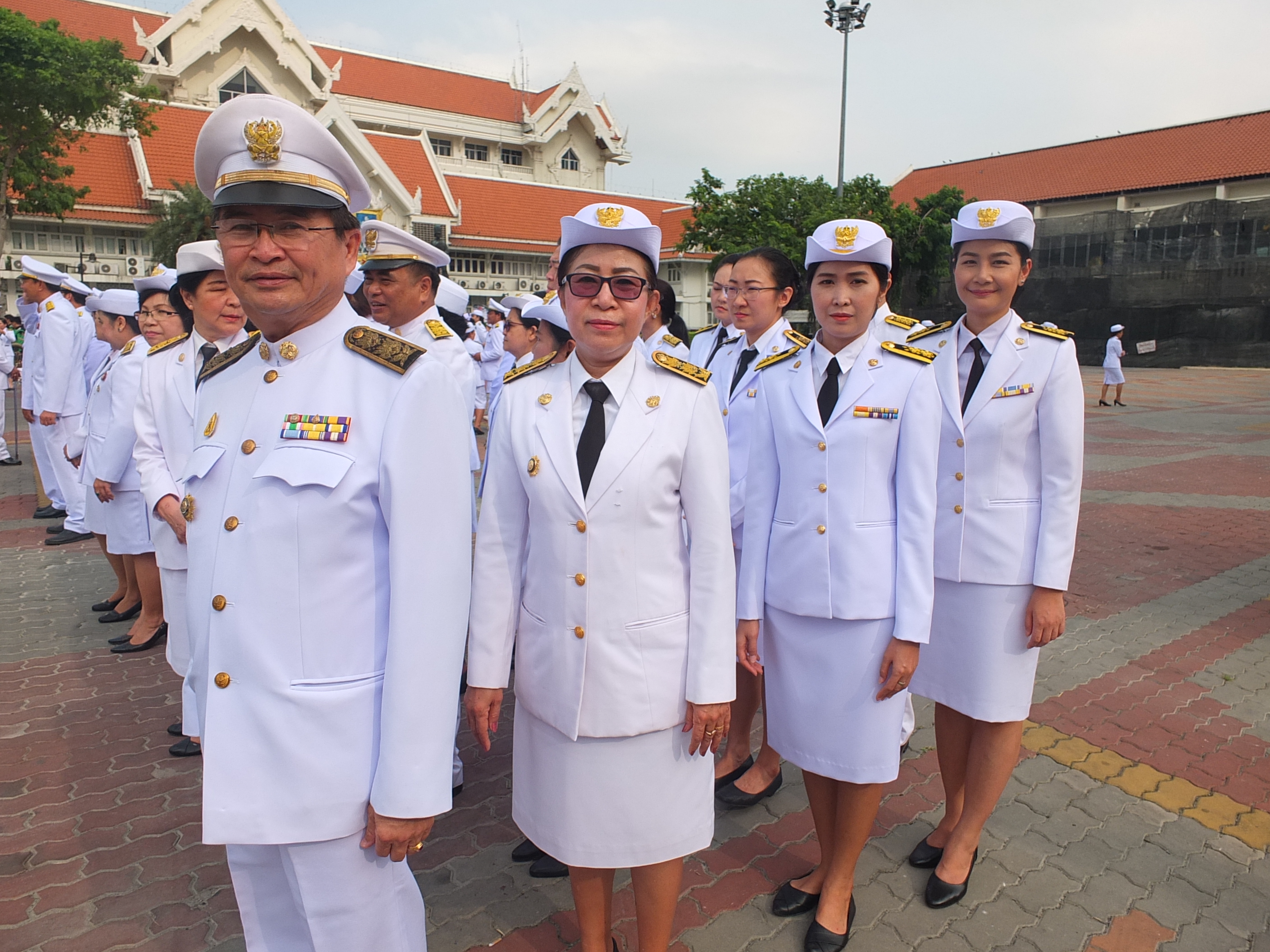 @ปทุมธานี “สำนักงานพัฒนาชุมชนจังหวัดปทุมธานี ร่วมพิธีวางพวงมาลาถวายราชสักการะ เนื่องในวันคล้ายวันสวรรคตสมเด็จพระนเรศวรมหาราช”