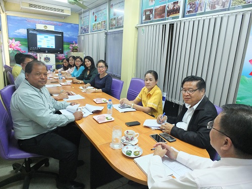 @ปทุมธานี “สพจ.ปทุมธานี ร่วมรับฟังการประชุมเตรียมการดำเนินโครงการชุมชนท่องเที่ยว OTOP นวัตวิถี ผ่านระบบ Video Conference