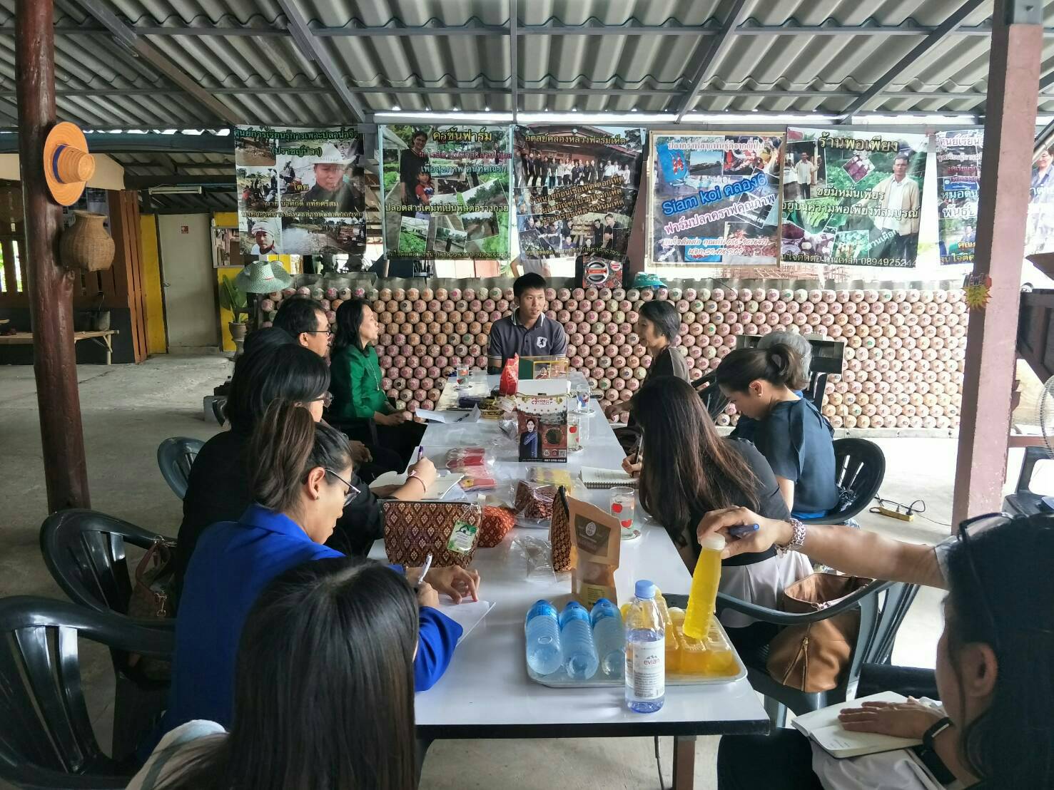 @ปทุมธานี “สพจ.ปทุมธานี ต้อนรับคณะทำงานจากกรมความร่วมมือระหว่างประเทศ เพื่อเตรียมความพร้อมพื้นที่ศูนย์เรียนรู้สัมมาชีพชุมชนตำบลคลองหก ม.14 ต.คลองหก  อ.คลองหลวง”