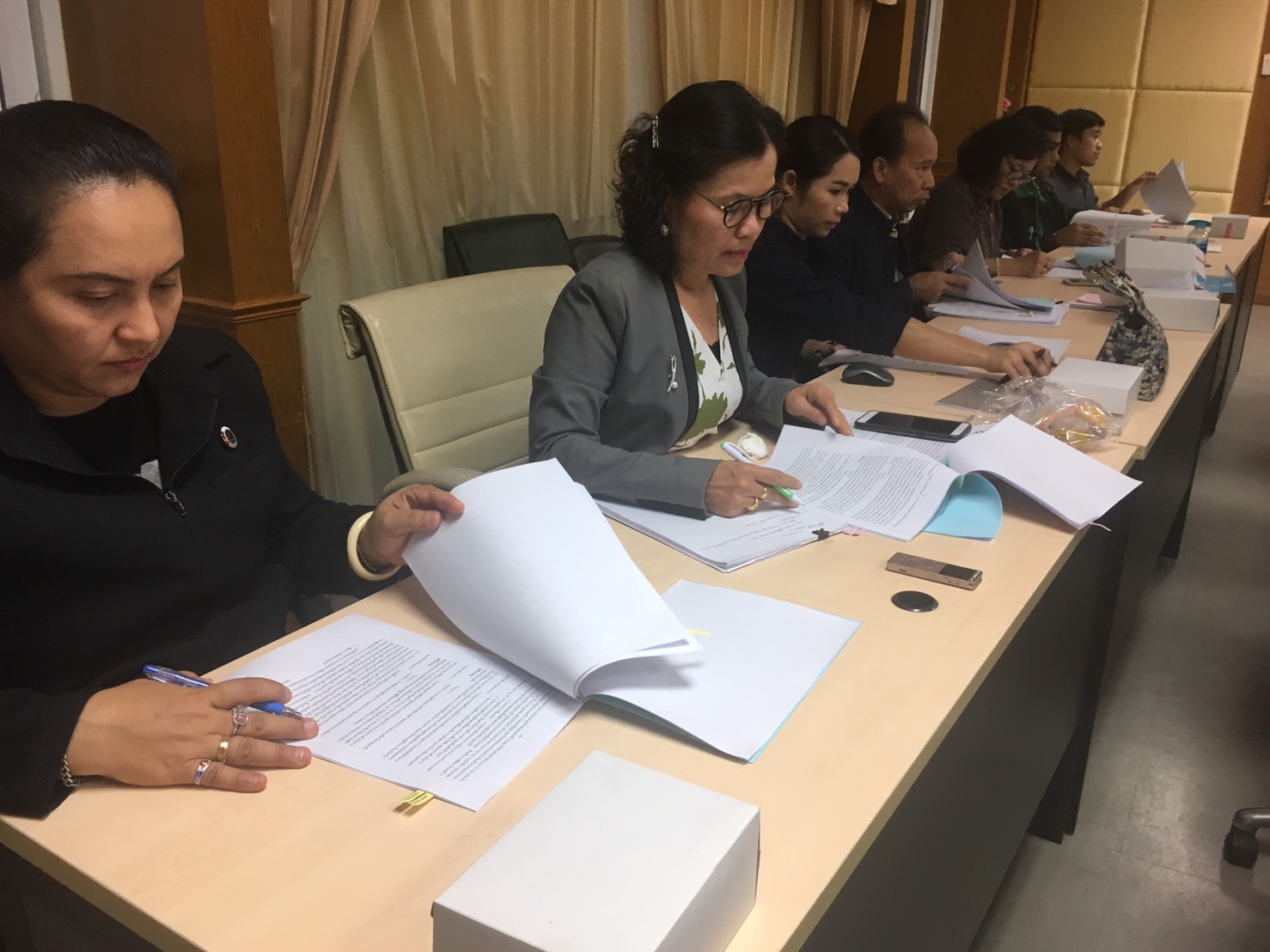 @ปทุมธานี “สำนักงานพัฒนาชุมชนจังหวัดปทุมธานี ประชุมคณะกรรมการประสานและขับเคลื่อนนโยบายสานพลังประชารัฐประจำจังหวัดปทุมธานี ครั้งที่ 6/2561”