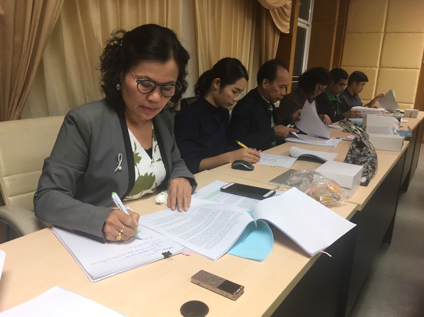 @ปทุมธานี “สำนักงานพัฒนาชุมชนจังหวัดปทุมธานี ประชุมคณะกรรมการประสานและขับเคลื่อนนโยบายสานพลังประชารัฐประจำจังหวัดปทุมธานี ครั้งที่ 6/2561”