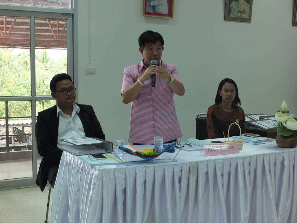 ผู้ตรวจราชการกรมการพัฒนาชุมชน เขตตรวจราชการที่ 1 พร้อมคณะ ลงพื้นที่ตรวจติดตามและคัดเลือกตำบลสารสนเทศตำบลต้นแบบเพื่อการพัฒนาคุณภาพชีวิต ต.บึงคอไห อ.ลำลูกกา จ.ปทุมธานี
