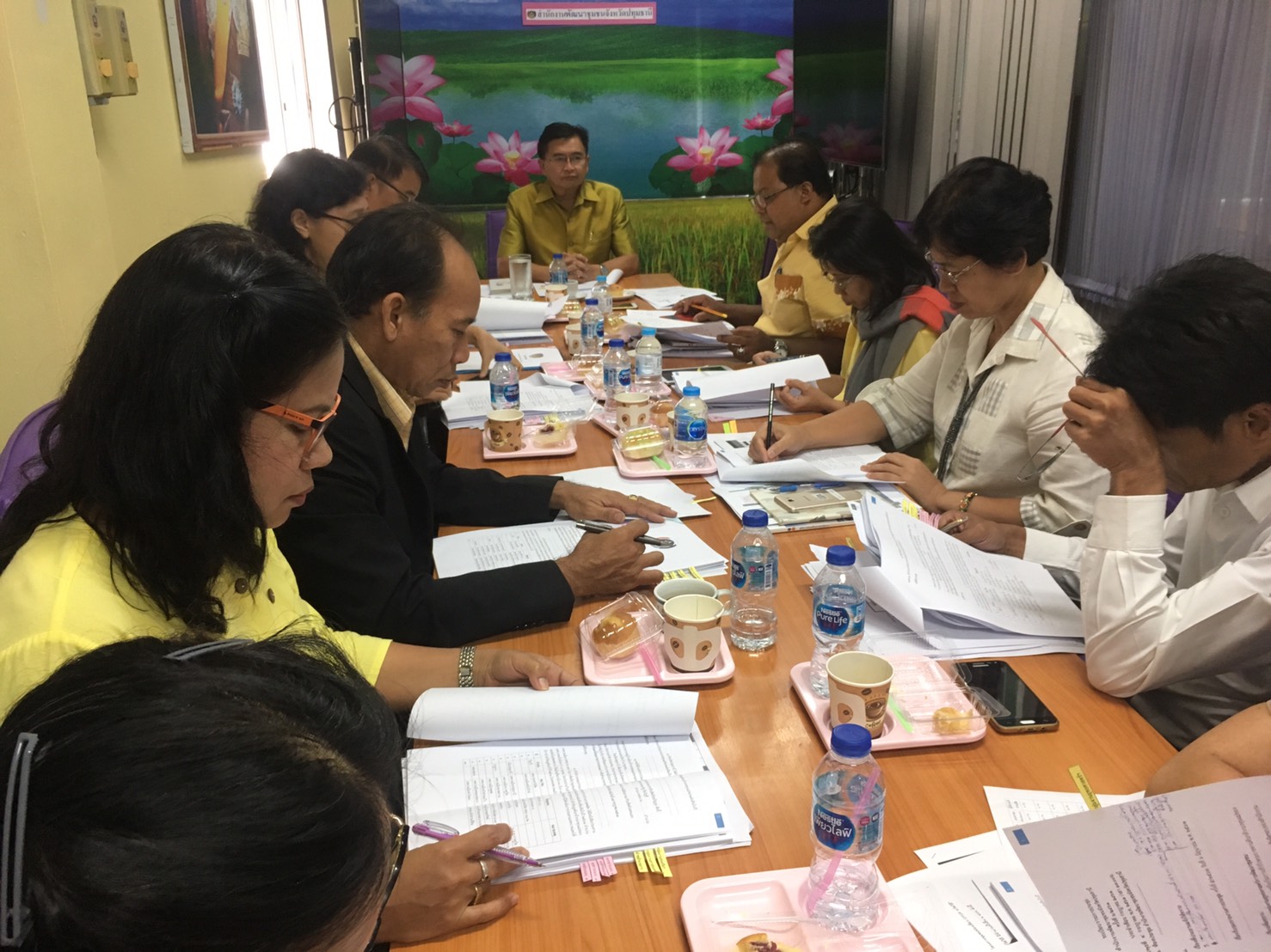 @ปทุมธานี “สพจ.ปทุมธานี ประชุมหัวหน้ากลุ่มงาน/ฝ่าย พัฒนาการอำเภอ ประจำเดือนกรกฎาคม 2561“