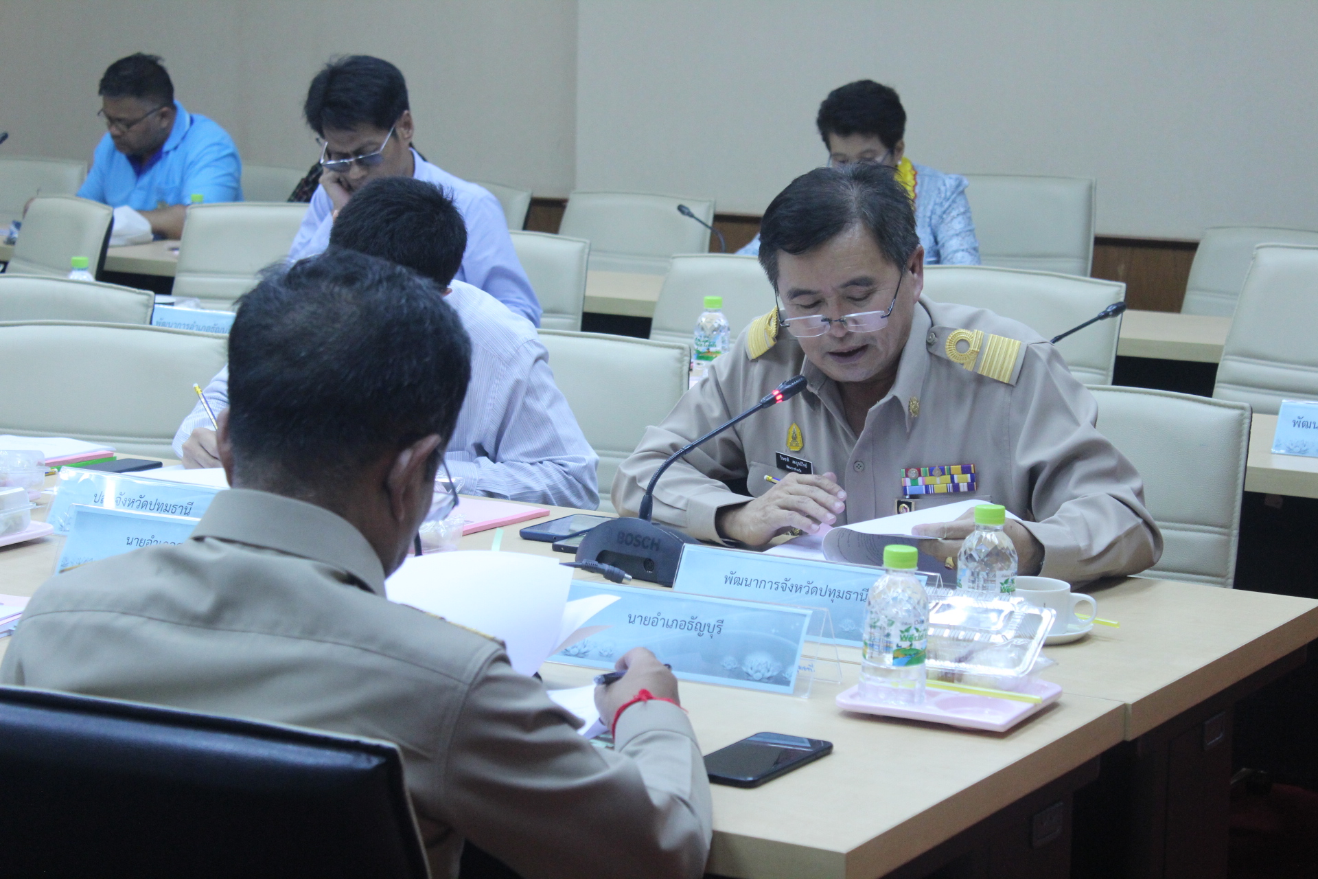 @ปทุมธานี “สพจ.ปทุมธานี ประชุมพิจารณากลั่นกรองการประกวดชุมชนท่องเที่ยว OTOP นวัตวิถี”