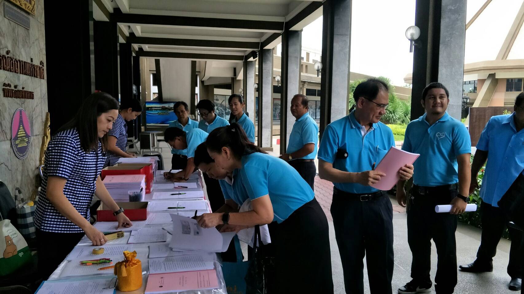 @ปทุมธานี “สพจ.ปทุมธานี ดำเนินโครงการเสริมสร้างมั่นคงเพื่อสังคมอยู่เย็นเป็นสุขในพื้นที่จังหวัดปทุมธานี ปี 2561 กิจกรรมกองทุนแม่ของแผ่นดิน การพัฒนาศักยภาพคณะกรรมการหมู่บ้าน/ชุมชนกองทุนแม่ของแผ่นดิน ปี 2561”
