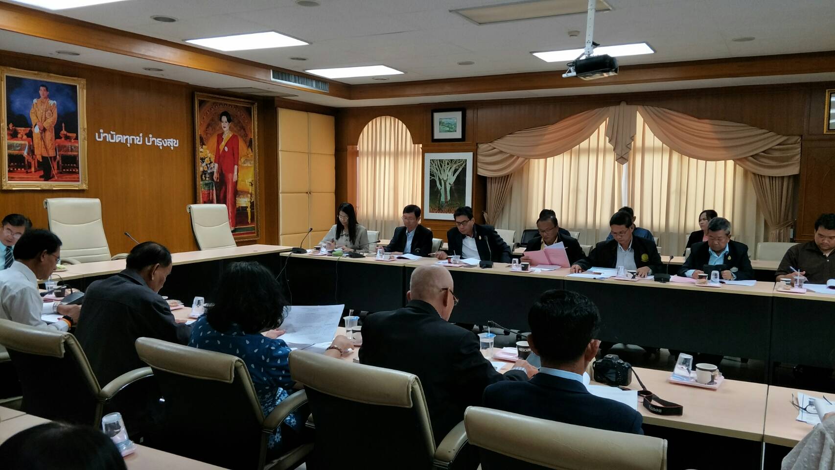 @ปทุมธานี “จังหวัดปทุมธานี ดำเนินการประชุมคณะกรรมการประสานและขับเคลื่อนนโยบายสานพลังประชารัฐ ประจำจังหวัดปทุมธานี ครั้งที่ 1/2562”