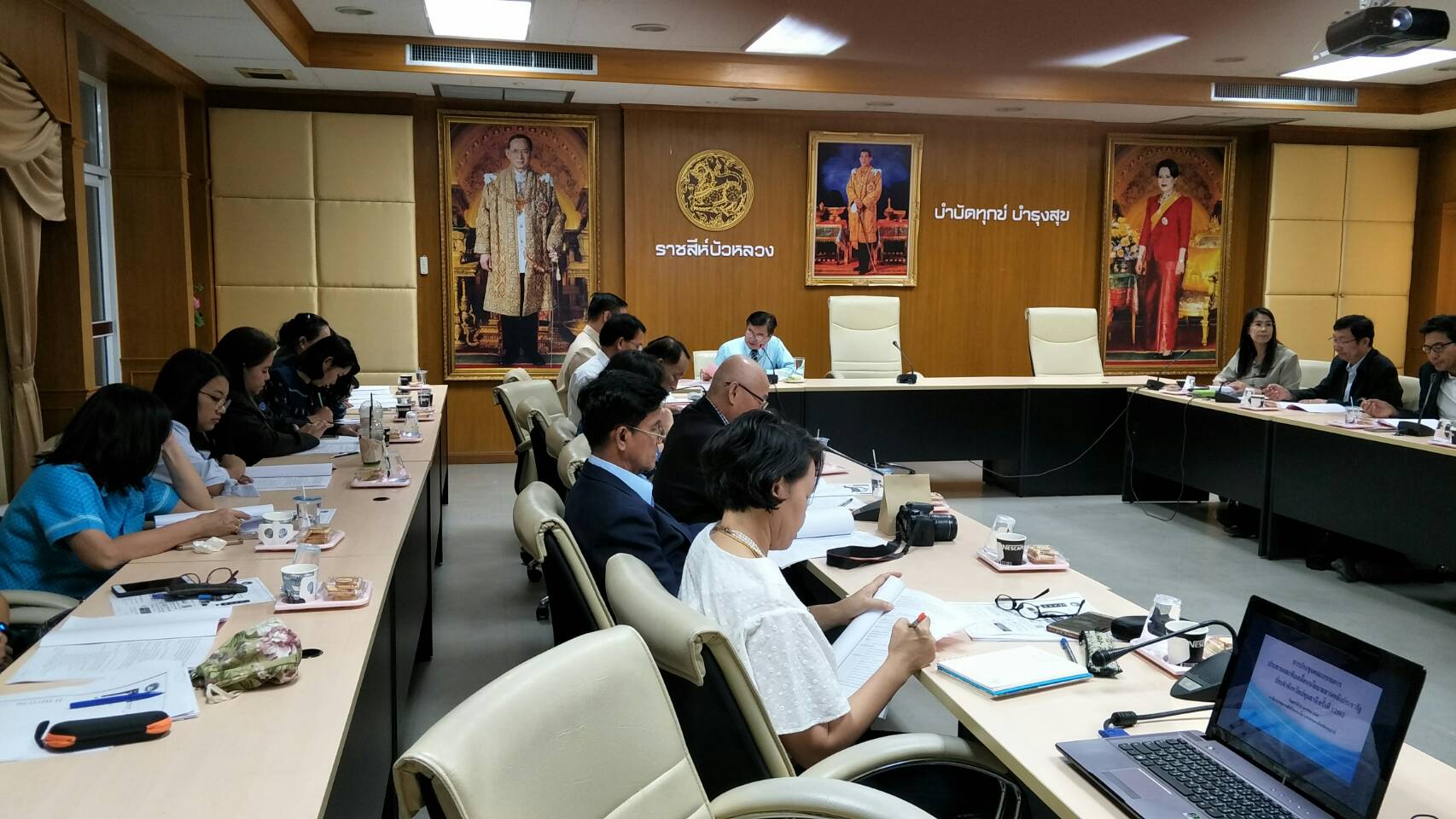 @ปทุมธานี “จังหวัดปทุมธานี ดำเนินการประชุมคณะกรรมการประสานและขับเคลื่อนนโยบายสานพลังประชารัฐ ประจำจังหวัดปทุมธานี ครั้งที่ 1/2562”