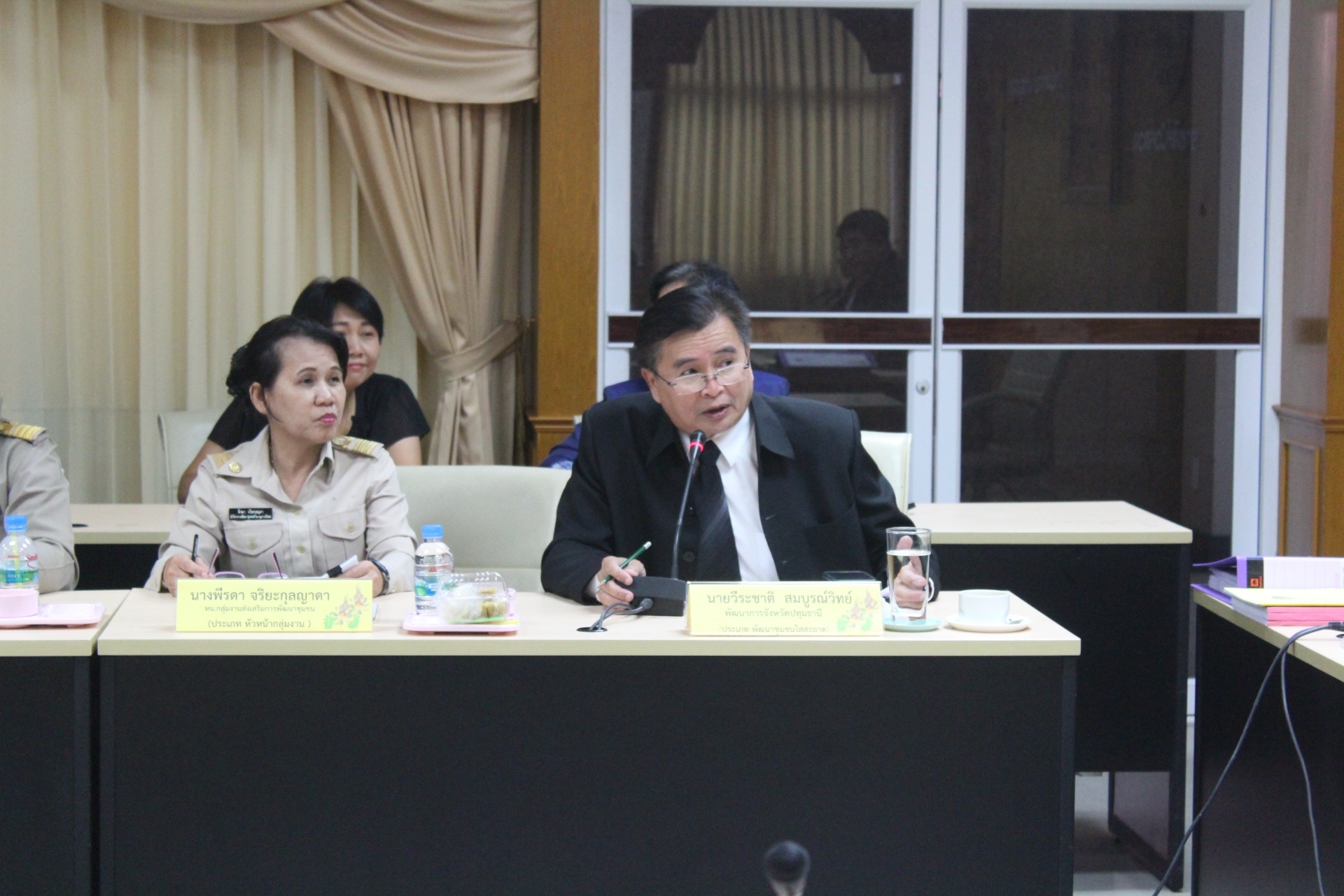 @ปทุมธานี ““ผู้ตรวจราชการกรมการพัฒนาชุมชน พร้อมคณะ ตรวจติดตามการดำเนินงานและพิจารณาคัดเลือกข้าราชการดีเด่นและหน่วยงานพัฒนาชุมชนใสสะอาด ประจำปี 2562”