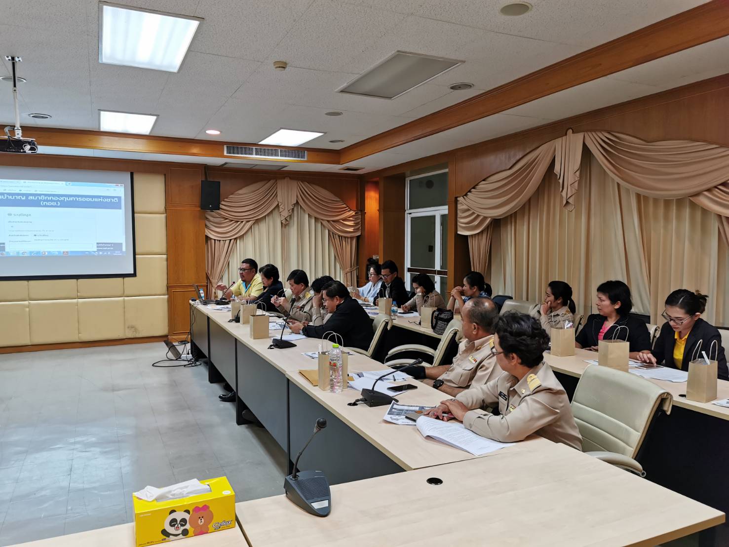 @ ปทุมธานี “การขับเคลื่อนการดำเนินการกองทุนการออมแห่งชาติ(กอช.) ในระดับจังหวัดปทุมธานี”
