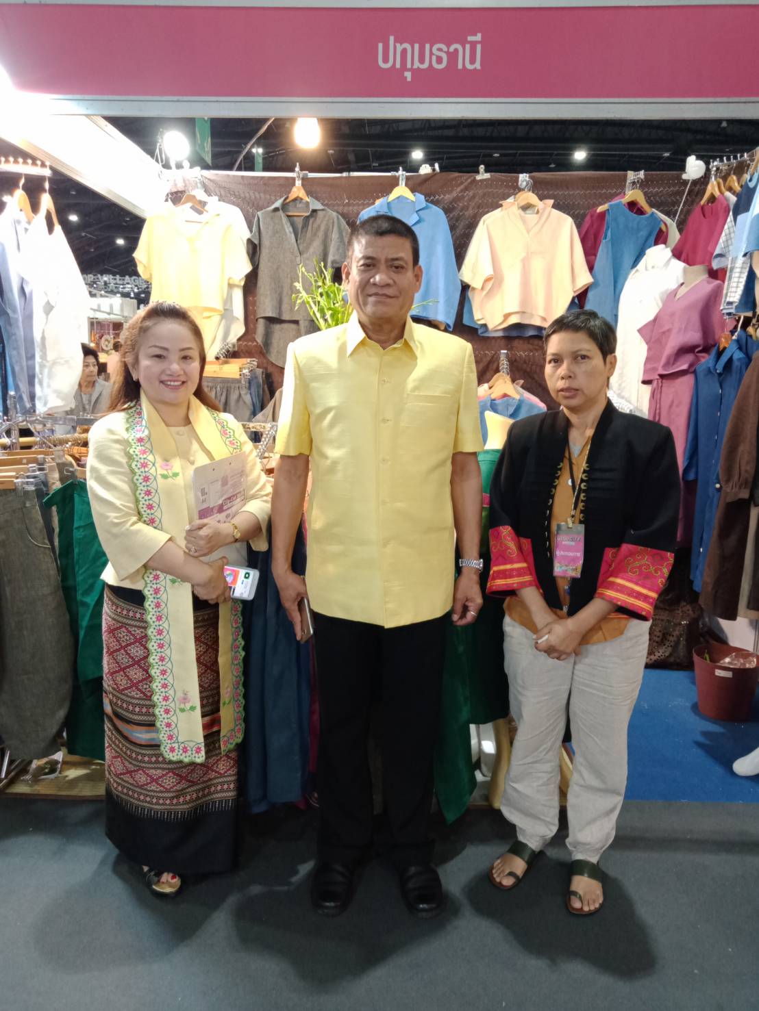 “@ปทุมธานี ถิ่นบัวหลวง”ร่วมกิจกรรมพิธีเปิดงาน Otop city 2019”