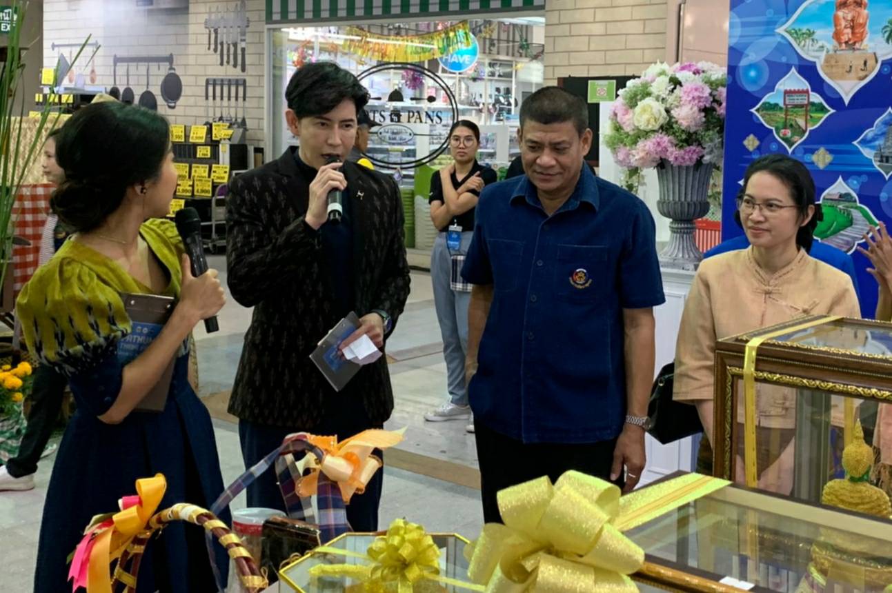 “@ปทุมธานี ถิ่นบัวหลวง”เปิดงานปทุมธานี แฟร์ ๒๕๖๒ ครั้งที่ ๔”