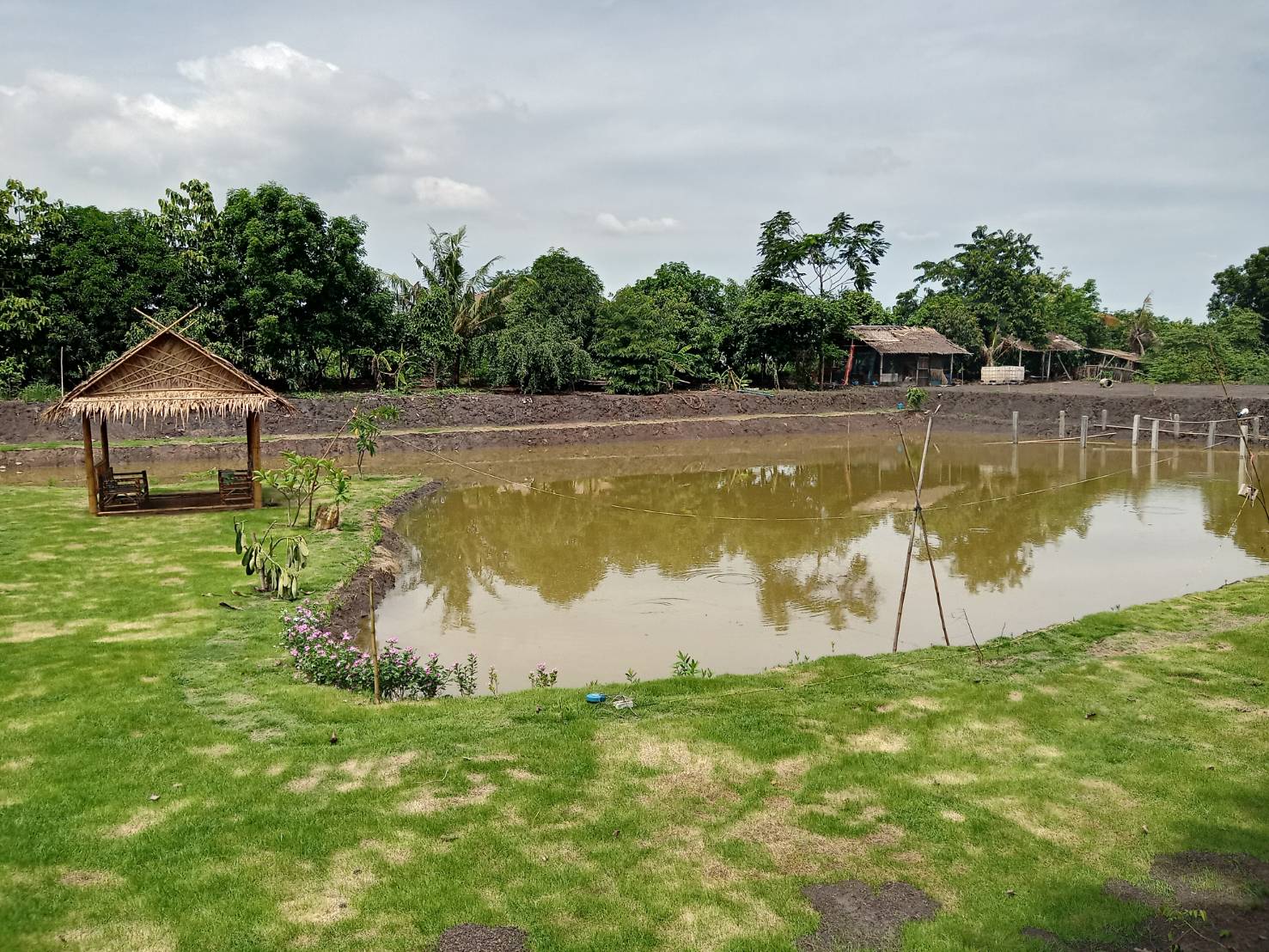 @ปทุมธานี “จังหวัดปทุมธานี ดำเนินการคัดเลือกหมู่บ้านเศรษฐกิจพอเพียง “อยู่เย็น เป็นสุข” และผู้นำกิจกรรมพัฒนาชุมชนดีเด่น ระดับจังหวัด ประจำปี ๒๕๖๓ อำเภอคลองหลวง”