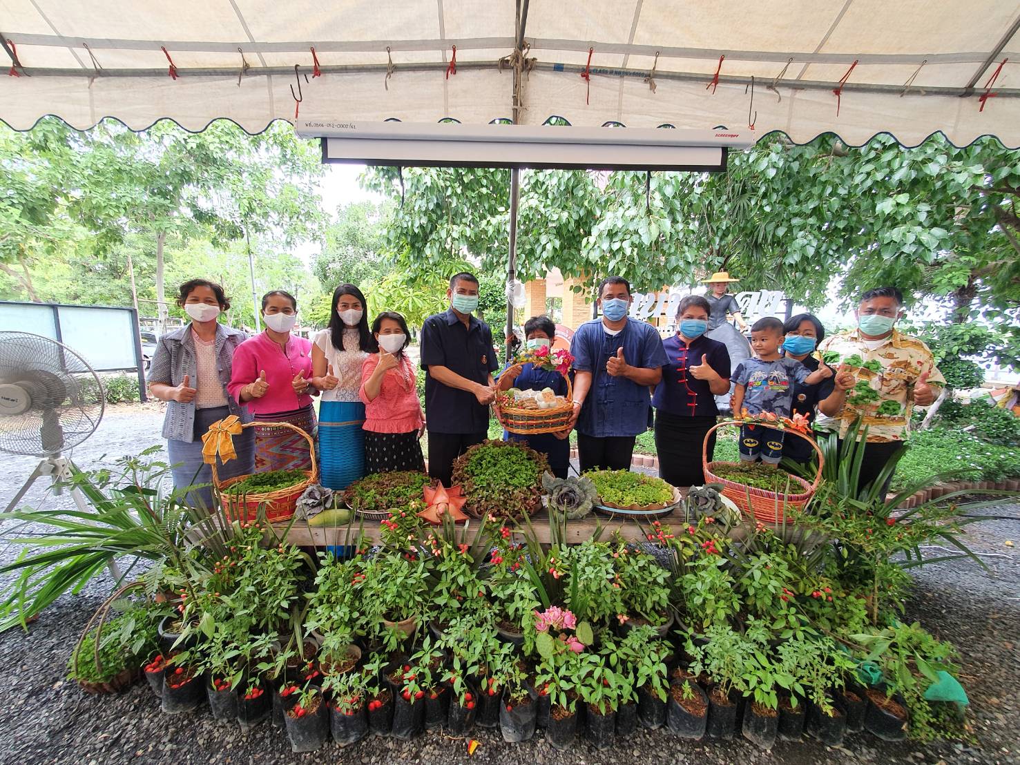 @ปทุมธานี “จังหวัดปทุมธานี ดำเนินการคัดเลือกหมู่บ้านเศรษฐกิจพอเพียง “อยู่เย็น เป็นสุข” และผู้นำกิจกรรมพัฒนาชุมชนดีเด่น ระดับจังหวัด ประจำปี 2563”