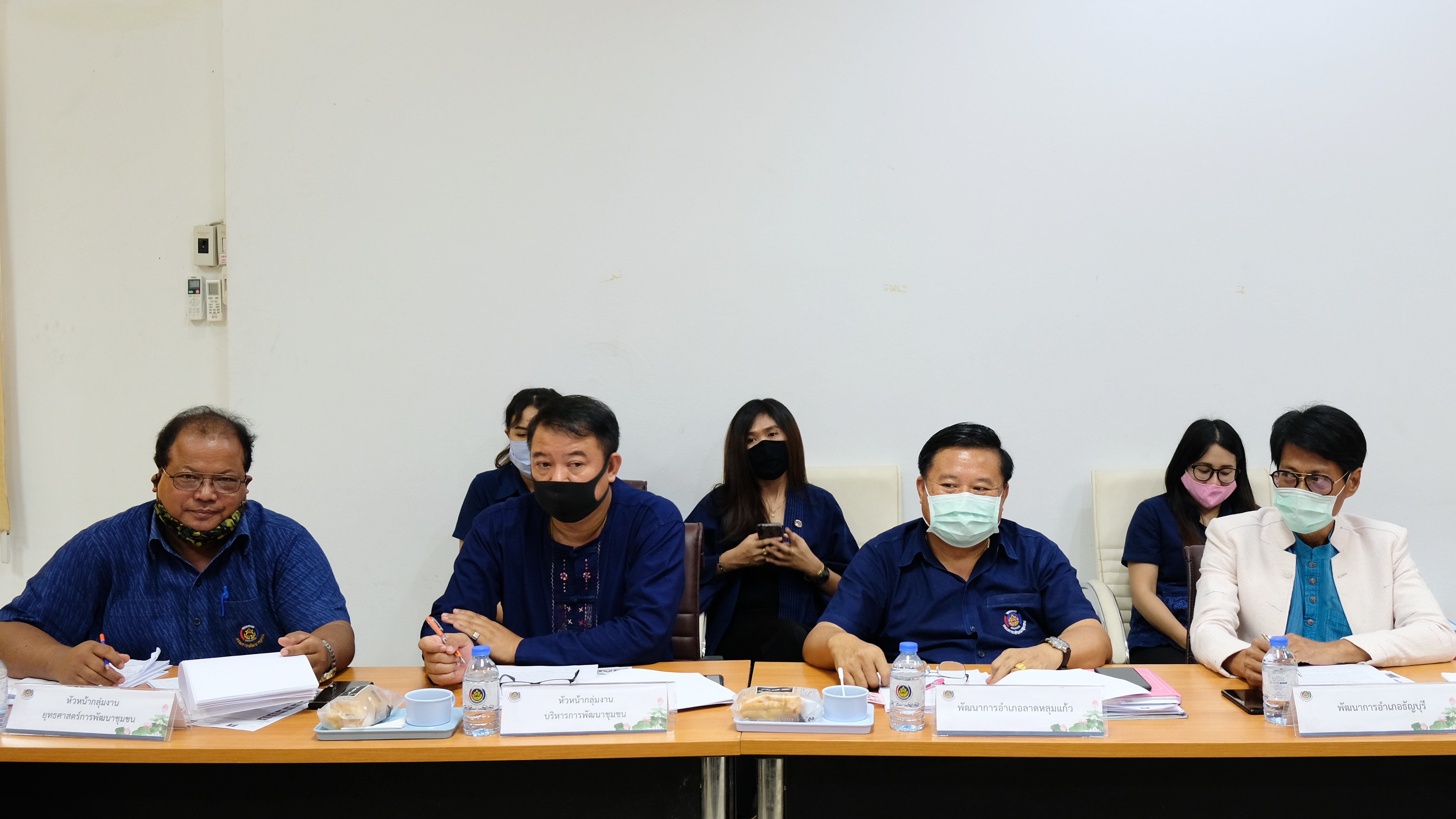 “@ปทุมธานี ถิ่นบัวหลวง” นายพงษ์เทพ รุ่งเรือง พัฒนาการจังหวัดปทุมธานีเป็นประธานการประชุมประจำเดือนมิถุนายน พ.ศ.๒๕๖๓