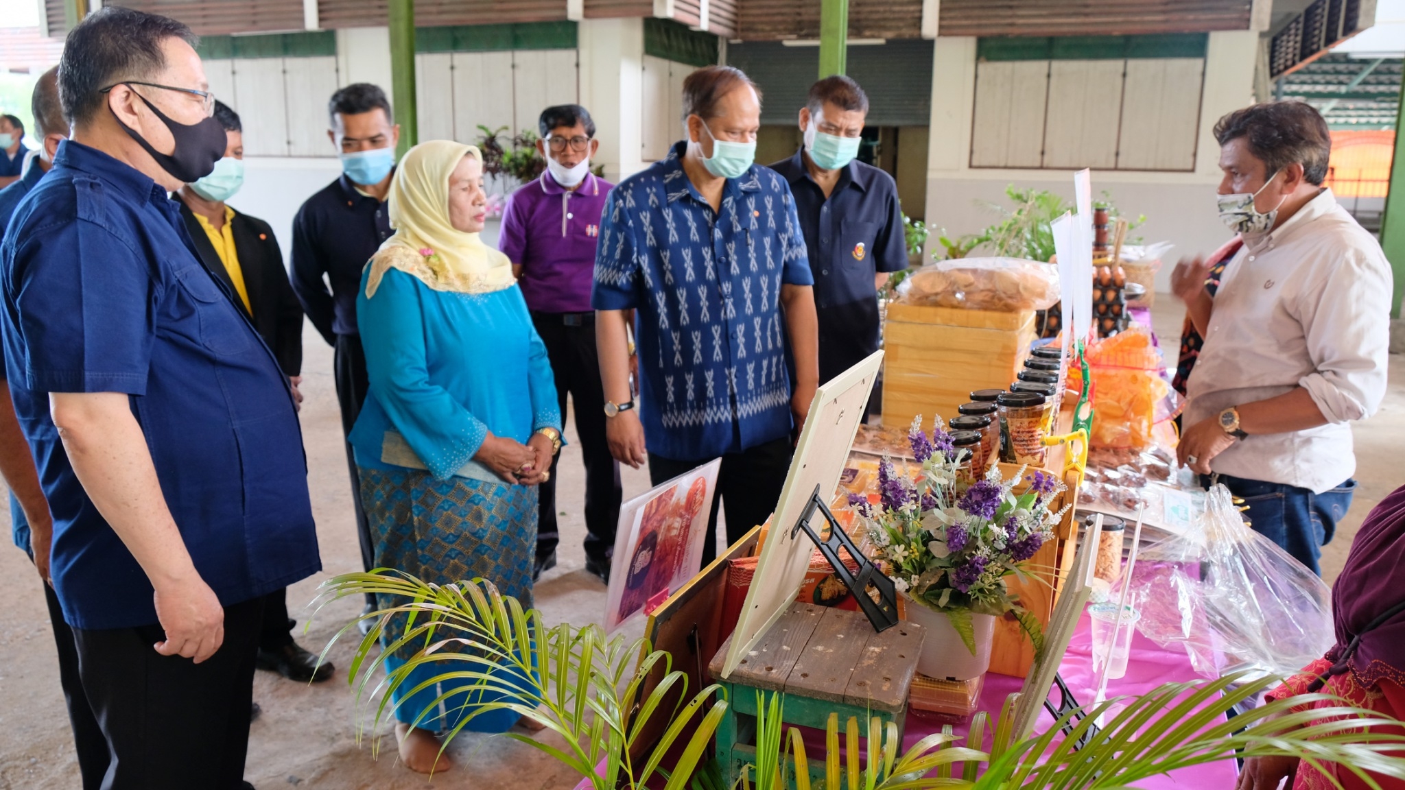 @ปทุมธานี “จังหวัดปทุมธานี ดำเนินการคัดเลือกหมู่บ้านเศรษฐกิจพอเพียง “อยู่เย็น เป็นสุข”ประจำปี ๒๕๖๓ ”