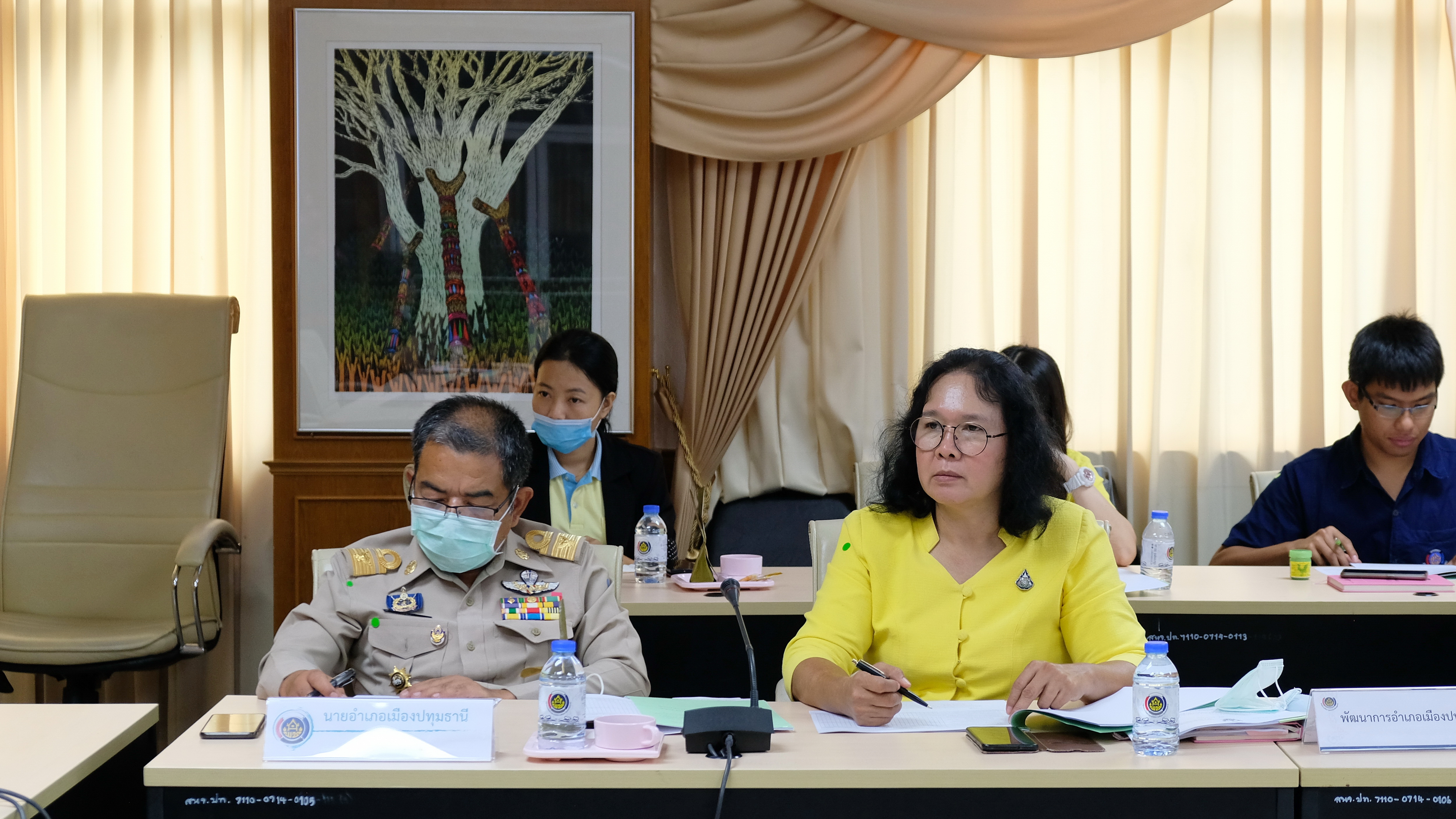 @ปทุมธานี ถิ่นบัวหลวง “ประชุมการจัดเก็บข้อมูลความจำเป็นพื้นฐาน (จปฐ.) ด้วยเครื่องมืออิเล็กทรอนิกส์ ปี ๒๕๖๓”