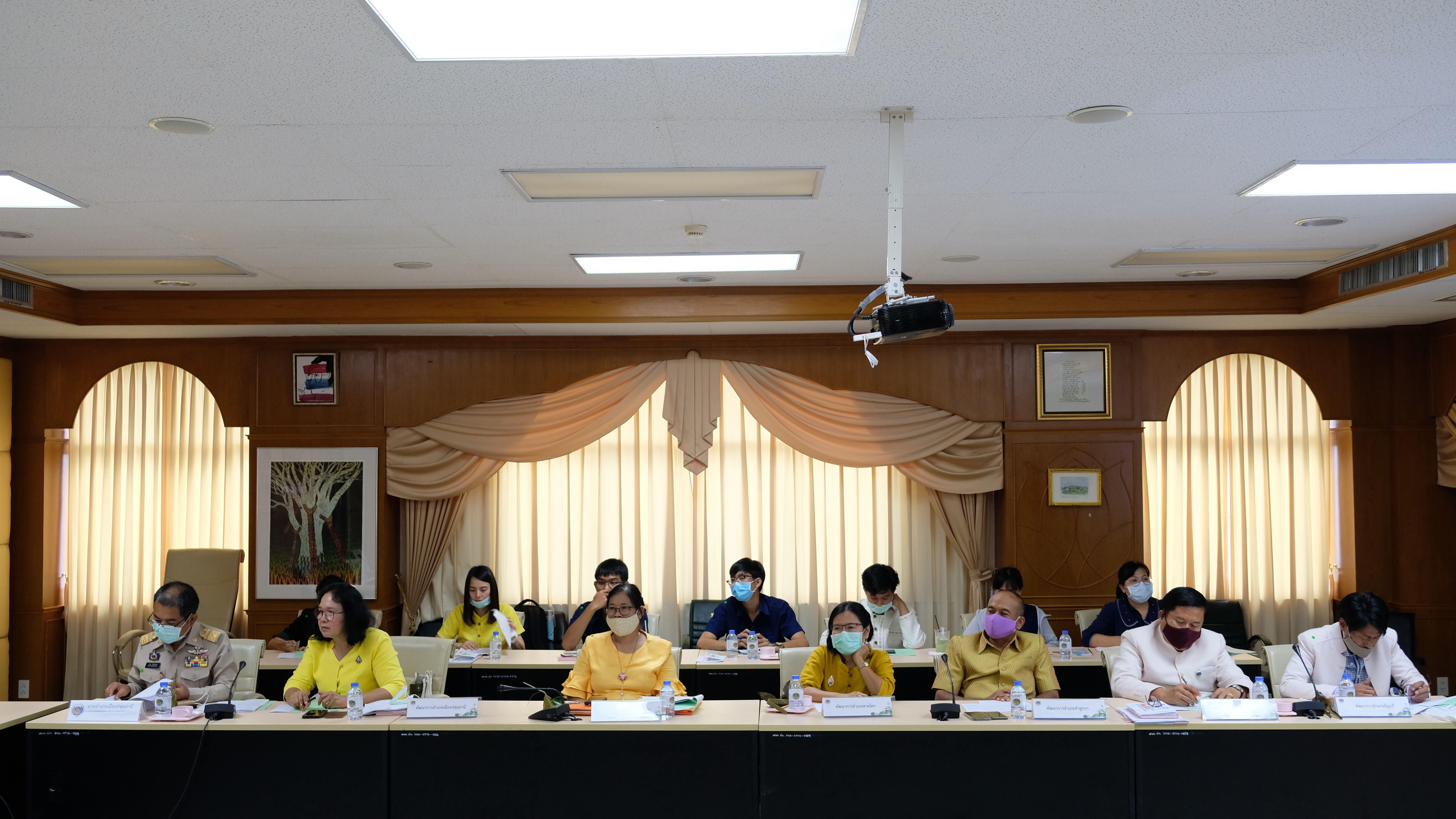 @ปทุมธานี ถิ่นบัวหลวง “ประชุมการจัดเก็บข้อมูลความจำเป็นพื้นฐาน (จปฐ.) ด้วยเครื่องมืออิเล็กทรอนิกส์ ปี ๒๕๖๓”