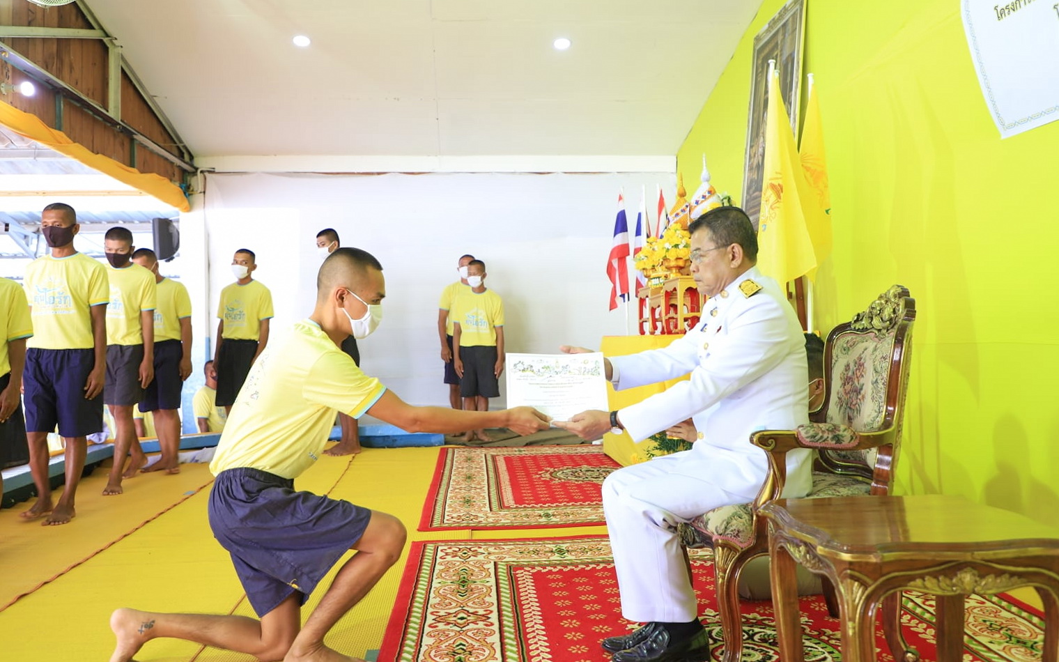 @ปทุมธานี ถิ่นบัวหลวง พช.ปทุมธานี ร่วมพิธีมอบเกียรติบัตร โครงการพระราชทาน “โคก หนอง นา แห่งน้ำใจและความหวัง”