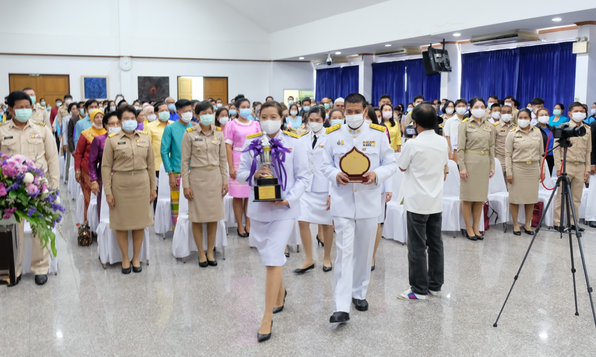 @ปทุมธานี ถิ่นบัวหลวง “พิธีมอบโล่รางวัล พระราชทานฯ”