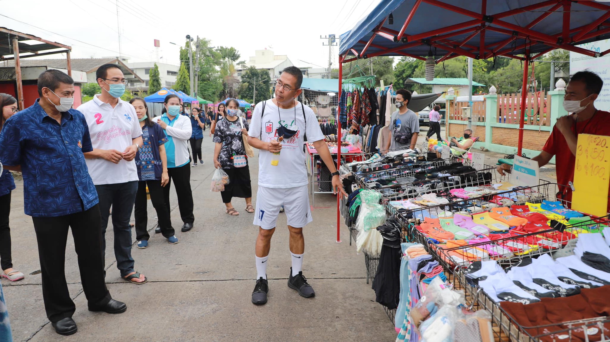 @ปทุมธานี ถิ่นบัวหลวง “พช.ปทุมธานี จัดกิจกรรม ถนนคนเดินจัตุรัสปทุมธานี ๒๕๖๓”