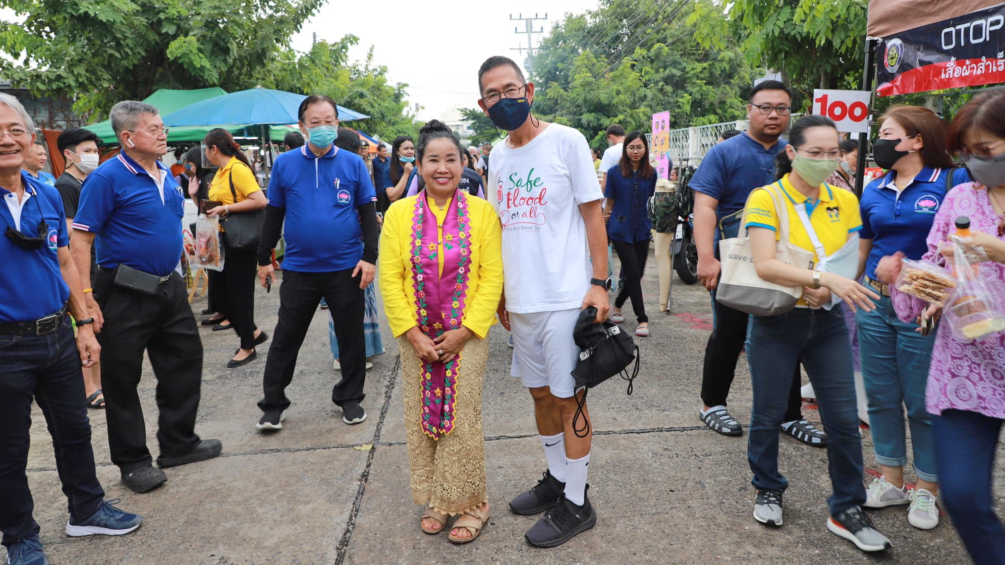 @ปทุมธานี ถิ่นบัวหลวง “พช.ปทุมธานี จัดกิจกรรม ถนนคนเดินจัตุรัสปทุมธานี ๒๕๖๓”