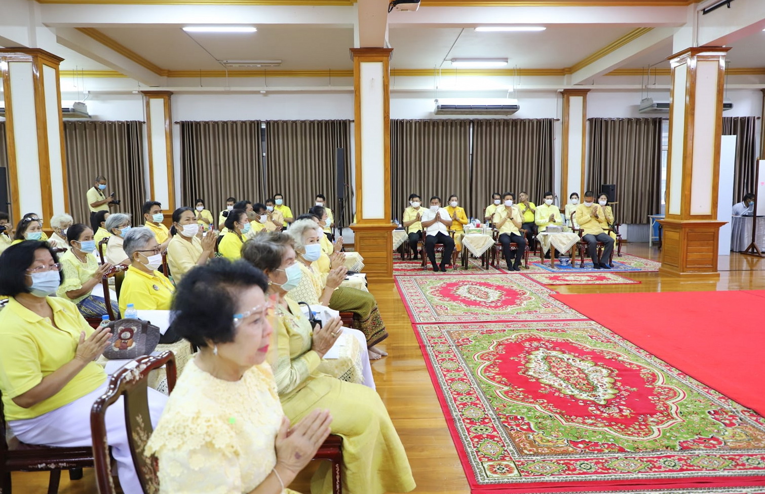 @ปทุมธานี ถิ่นบัวหลวง “พช.ปทุมธานี ร่วมพิธีสวดพระพุทธมนต์เนื่องในวันคล้ายวันสวรรคต รัชกาลที่ ๙”