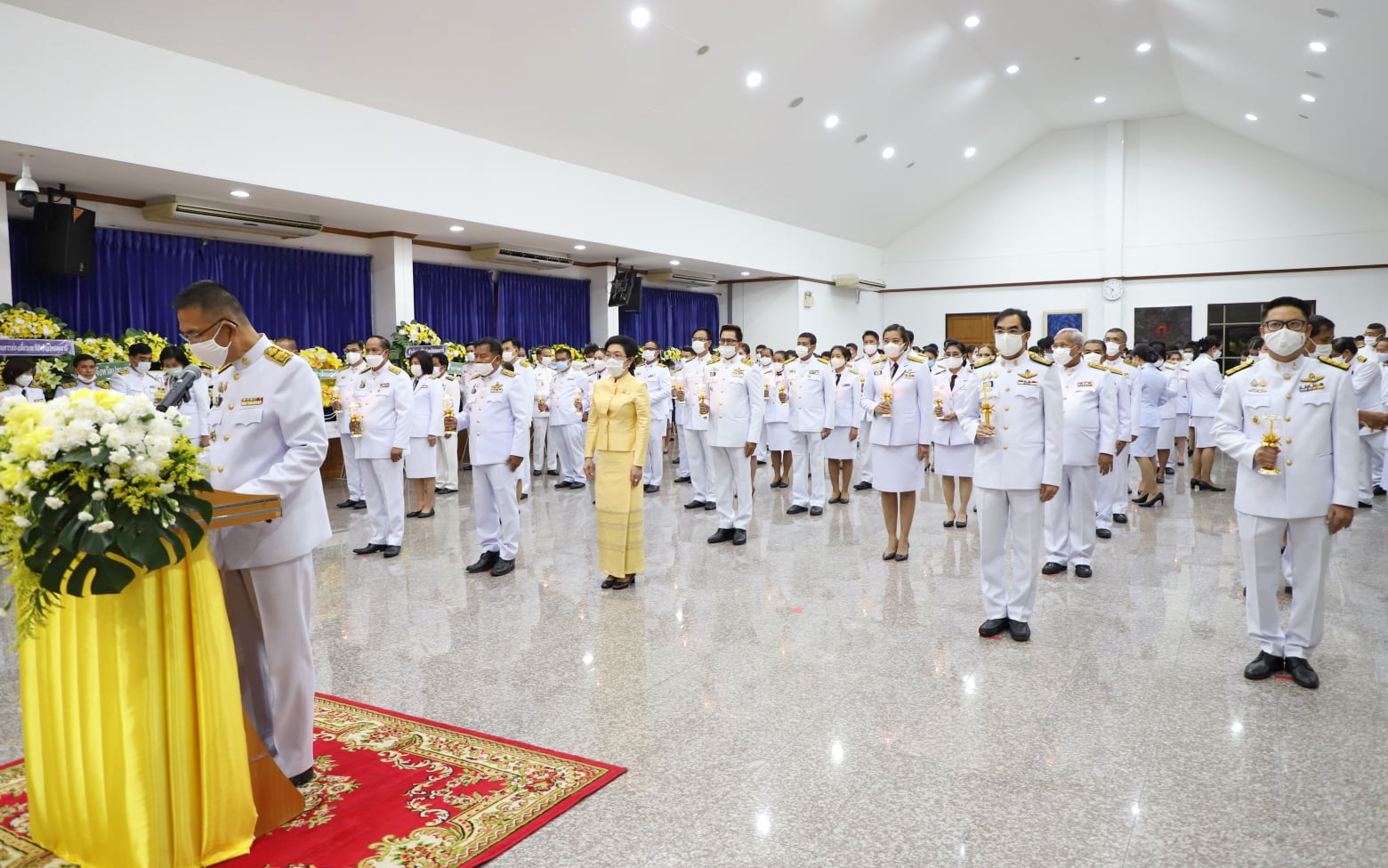 @ปทุมธานี ถิ่นบัวหลวง “พช.ปทุมธานี ร่วมพิธีจุดเทียนเพื่อน้อมรำลึกในพระมหากรุณาธิคุณ ร.๙”