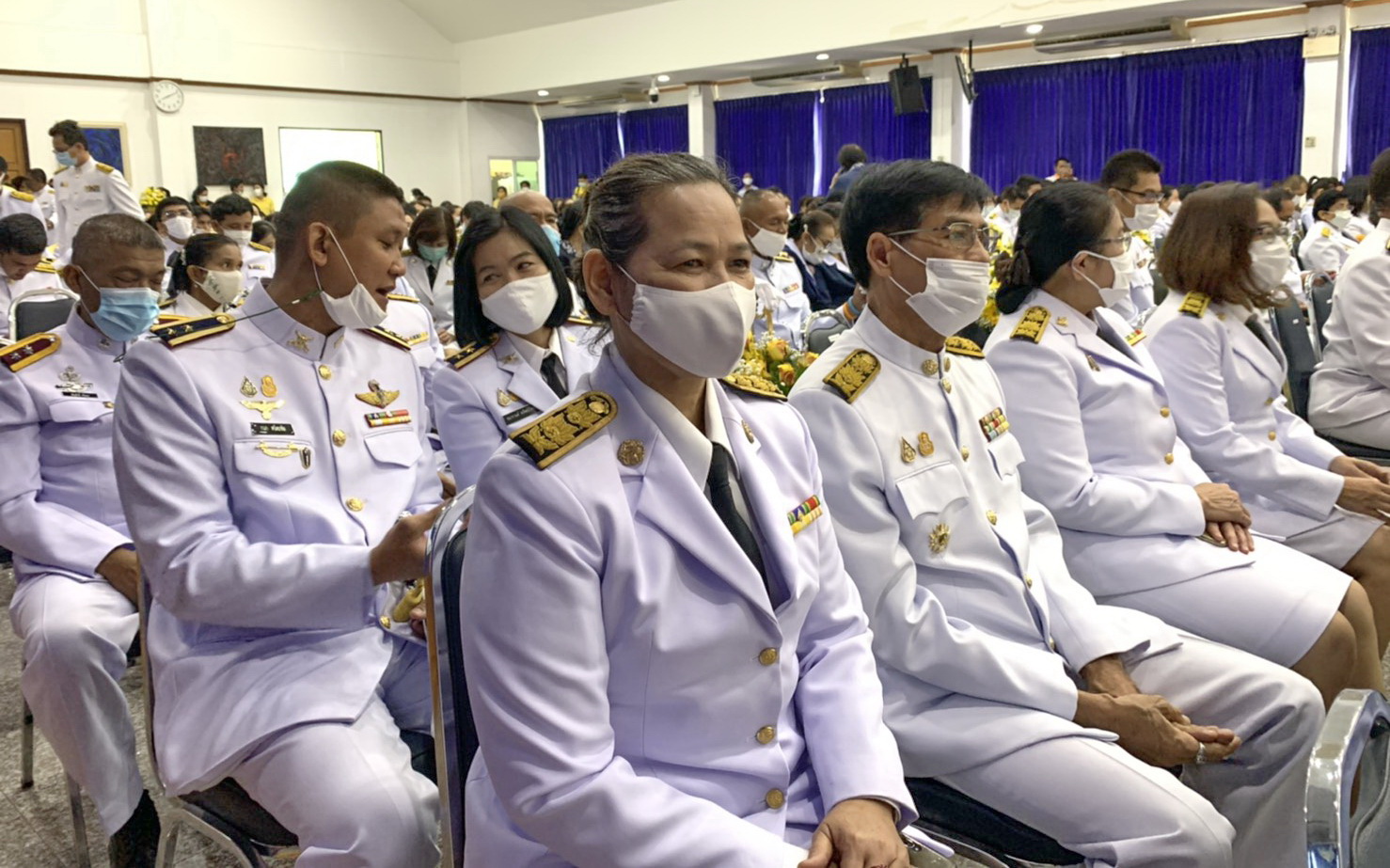 @ปทุมธานี ถิ่นบัวหลวง “พช.ปทุมธานี ร่วมพิธีวางพานพุ่มเนื่องในวันพระบิดาแห่งฝนหลวง ประจำปี ๒๕๖๓”