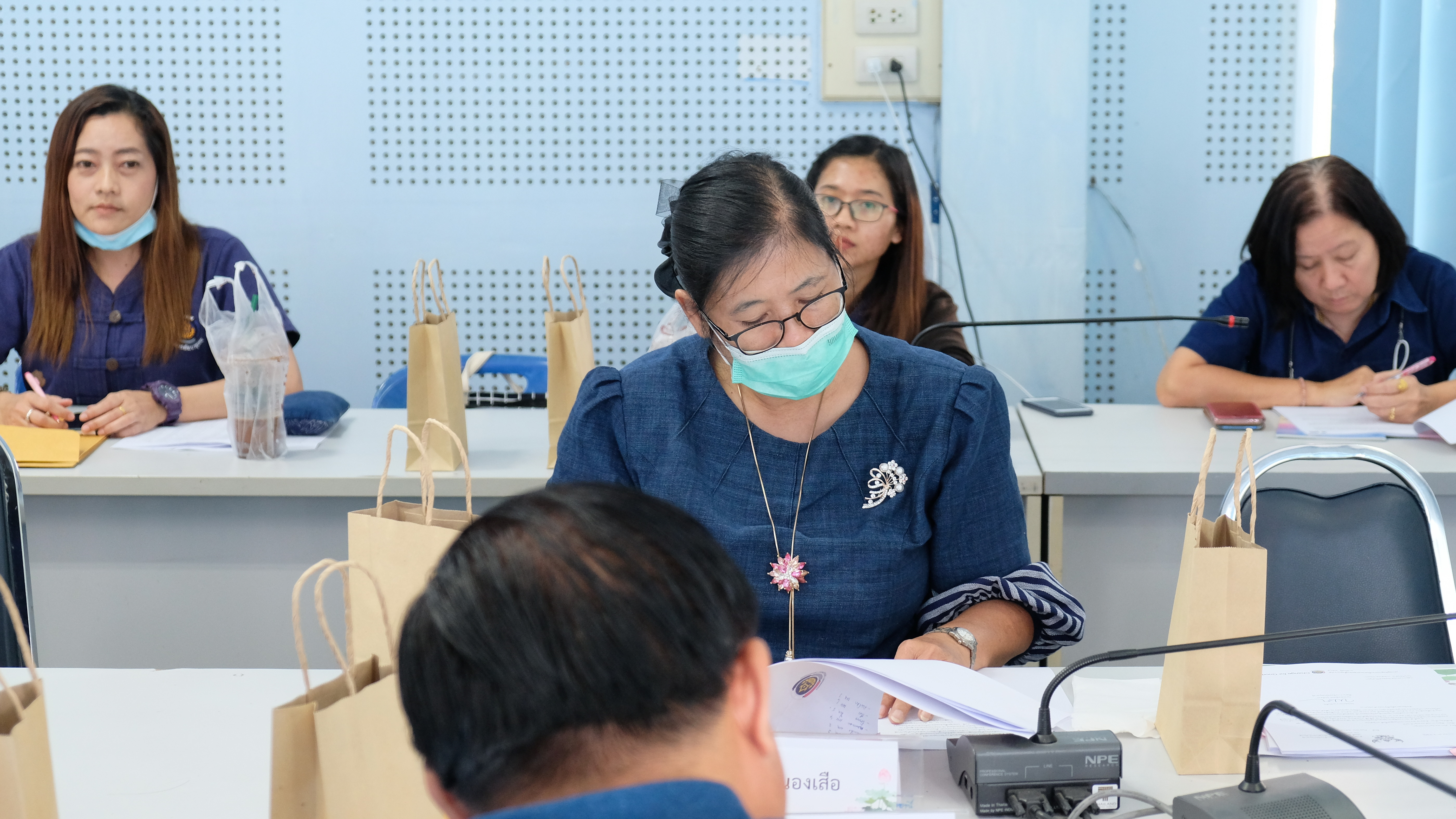 @ปทุมธานี ถิ่นบัวหลวง “พช.ปทุมธานี ประชุมผู้อำนวยการกลุ่มงาน และพัฒนาการอำเภอ ประจำเดือนพฤศจิกายน พ.ศ. ๒๕๖๓ “