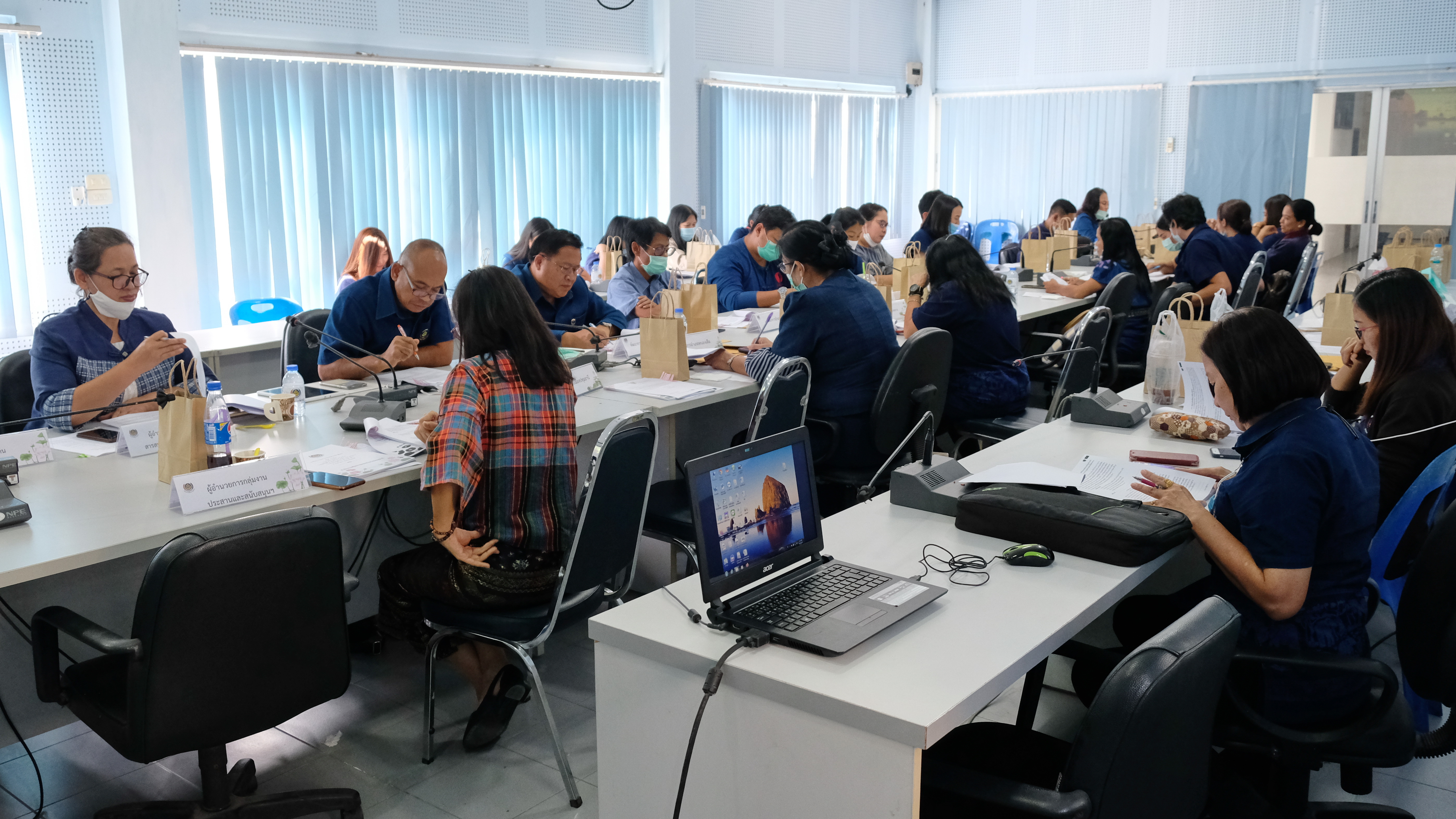 @ปทุมธานี ถิ่นบัวหลวง “พช.ปทุมธานี ประชุมผู้อำนวยการกลุ่มงาน และพัฒนาการอำเภอ ประจำเดือนพฤศจิกายน พ.ศ. ๒๕๖๓ “