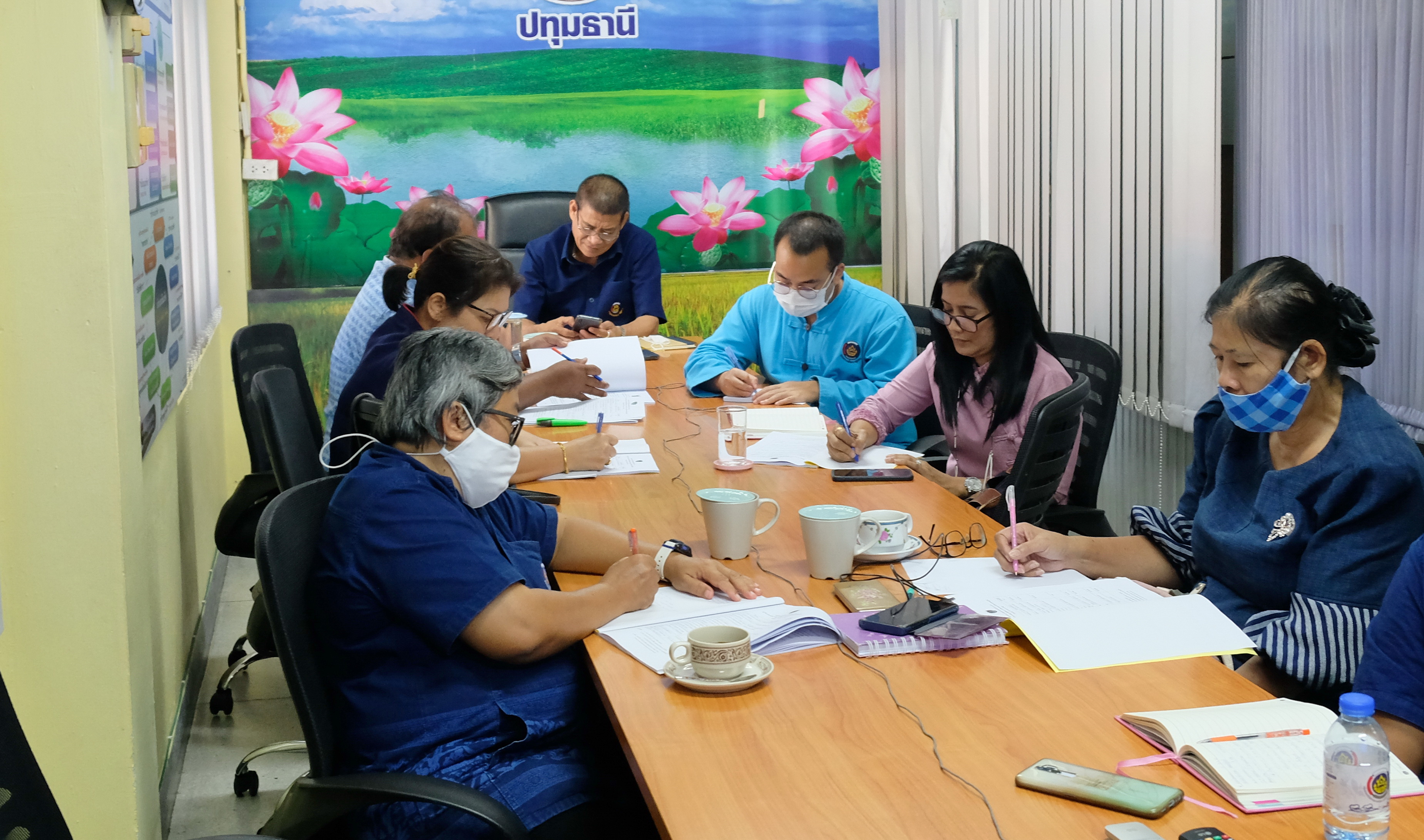 @ปทุมธานี ถิ่นบัวหลวง “พช.ปทุมธานี ร่วมรับฟังการประชุมชี้แจงการคัดเลือกบุคคลเพื่อจัดจ้างเป็นลูกจ้างเหมาบริการ โครงการ”โคก หนอง นา โมเดล”