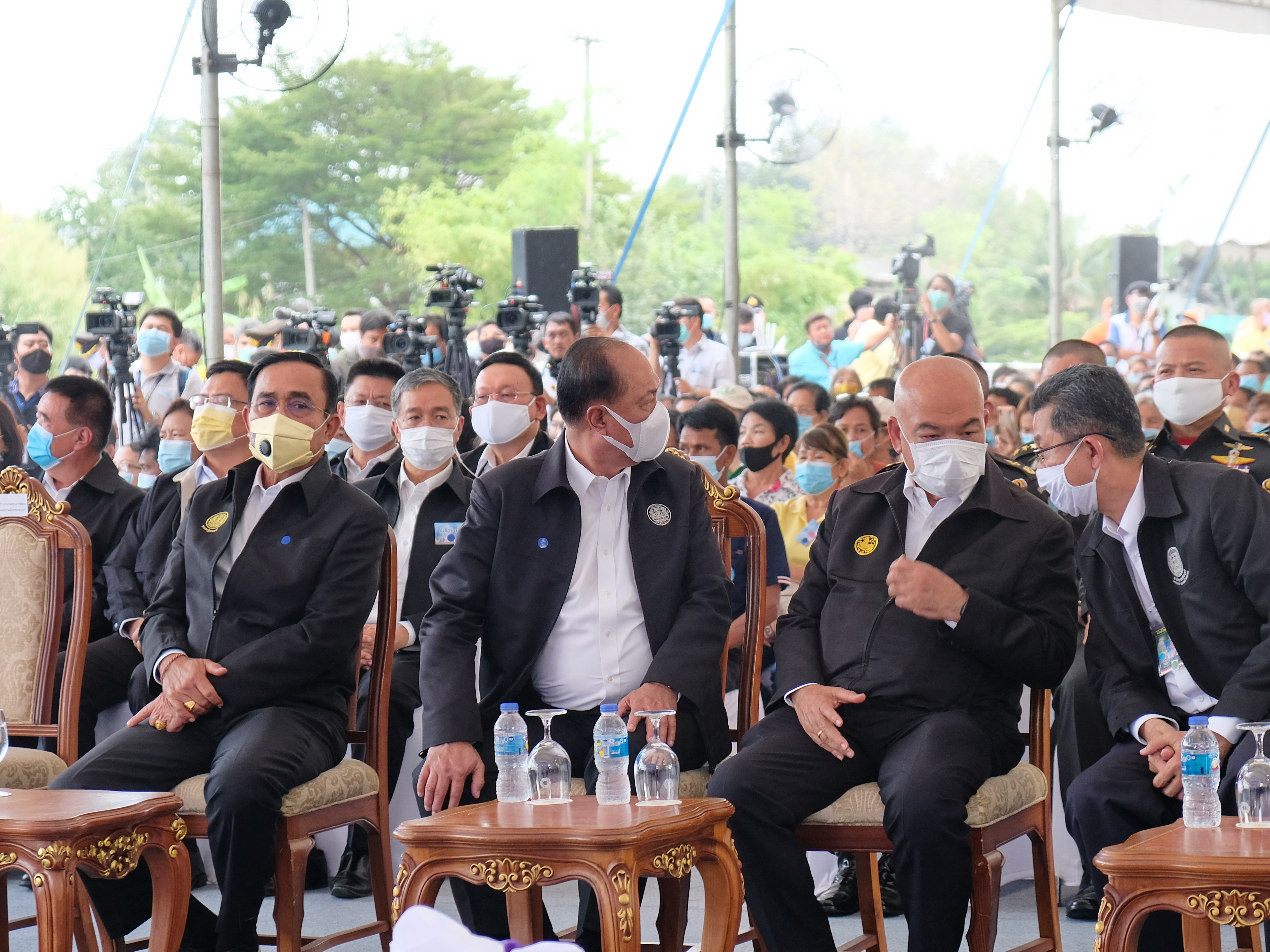 @ปทุมธานี ถิ่นบัวหลวง “พช.ปทุมธานี ร่วมพิธีลงเสาเอกบ้านมั่นคง สหกรณ์เคหสถานบ้านมั่นคงชุมชนวัดรังสิต จำกัด”