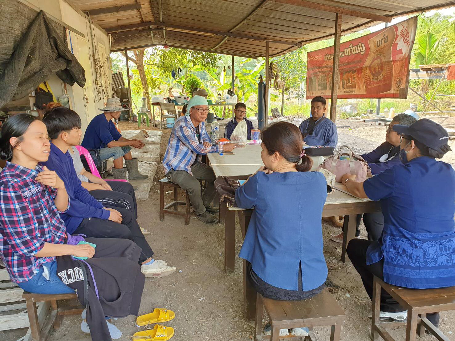 @ปทุมธานี ถิ่นบัวหลวง “ติดตามการดำเนินโครงการพัฒนาพื้นที่ต้นแบบการพัฒนาคุณภาพชีวิตตามหลักทฤษฎีใหม่ประยุกต์สู่ “โคก หนอง นา โมเดล”