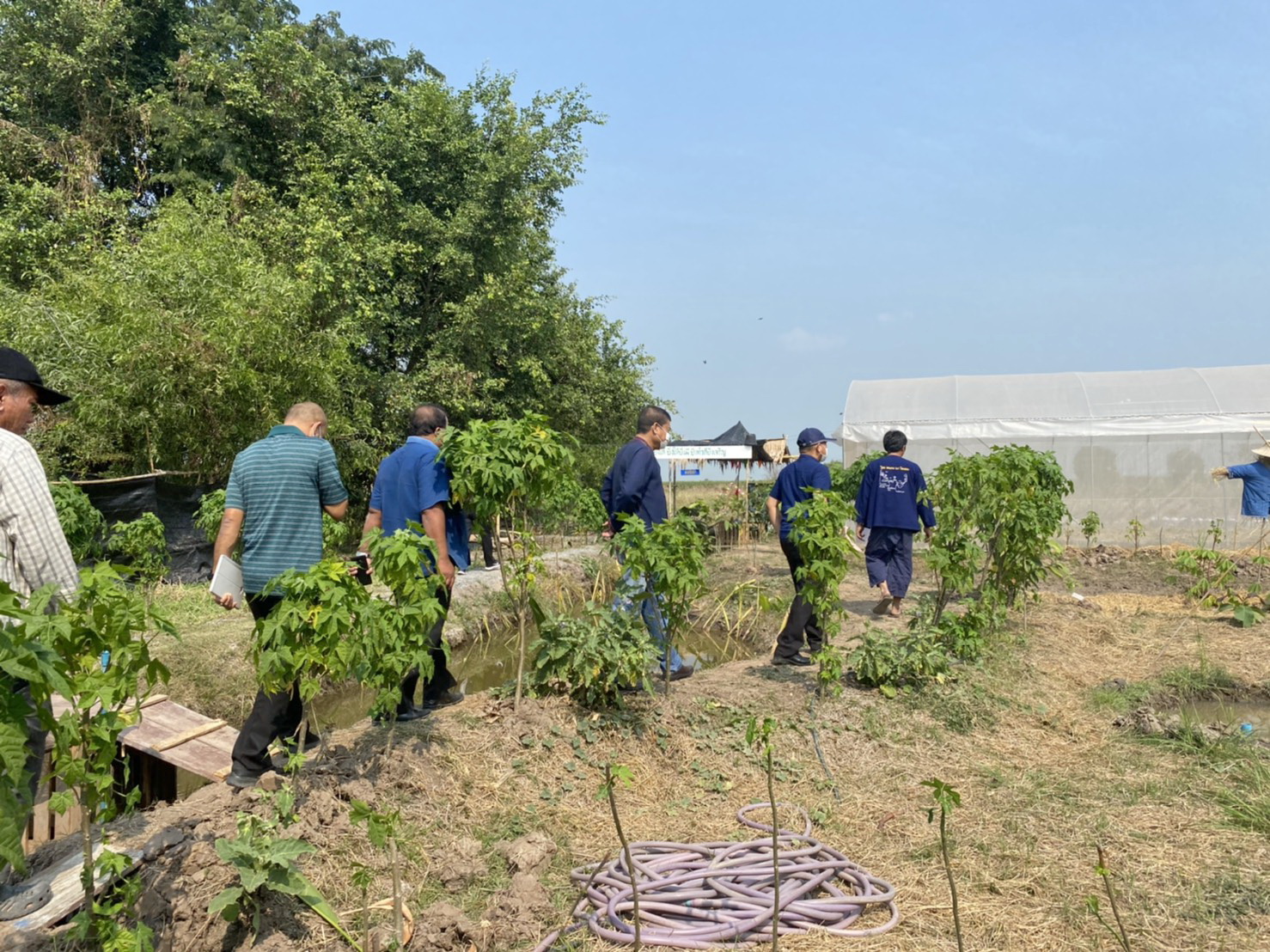 @ปทุมธานี ถิ่นบัวหลวง “นายนิวัติ น้อยผาง รองอธิบดีกรมการพัฒนาชุมชน  ลงพื้นที่เยี่ยมชม ศูนย์การเรียนรู้พื้นที่ชุมชนต้นแบบฯ ระดับตำบล (CLM) จังหวัดปทุมธานี”