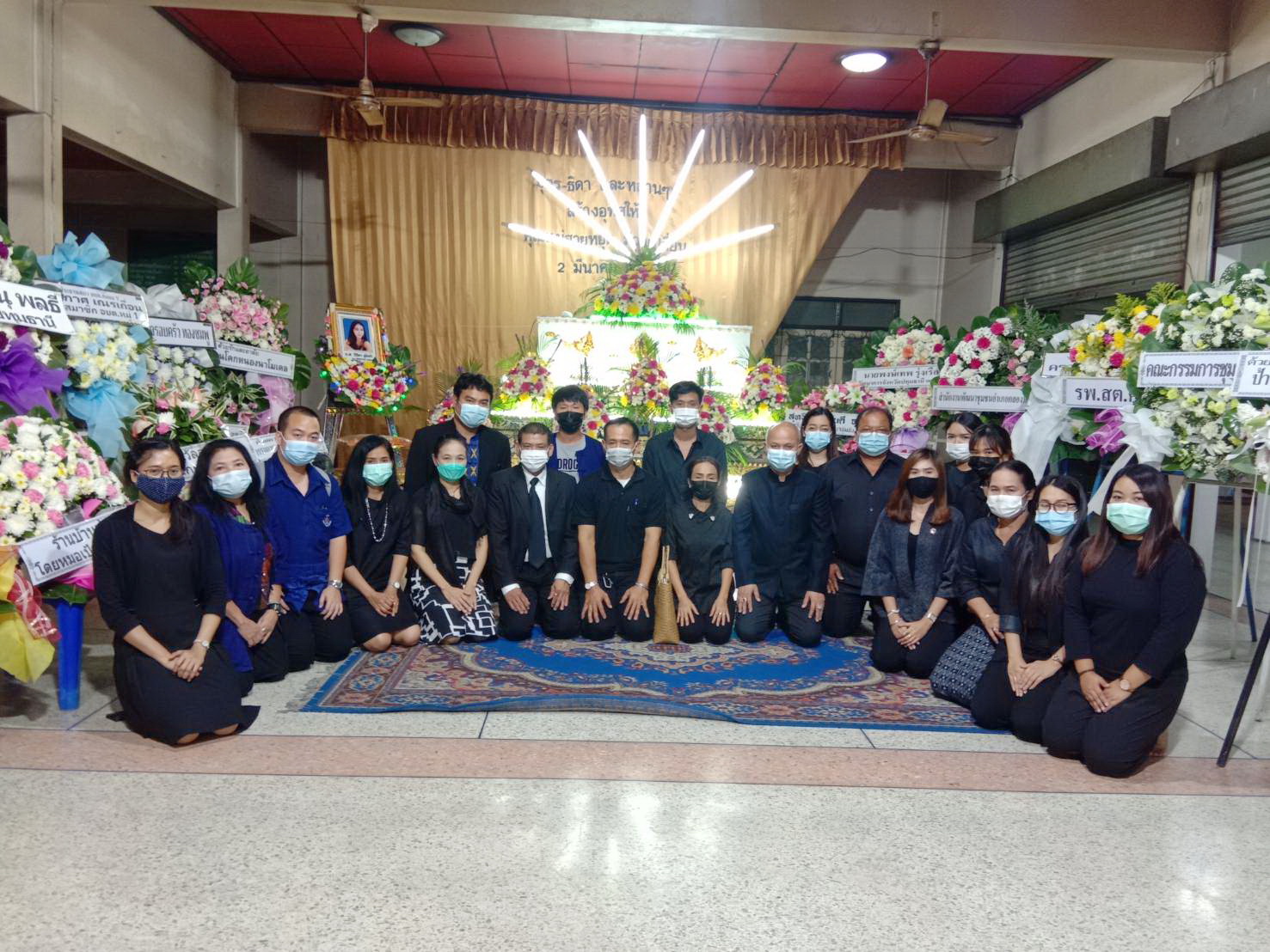 @ปทุมธานี ถิ่นบัวหลวง “นายสุรศักดิ์ อักษรกุล รองอธิบดีกรมการพัฒนาชุมชน เป็นประธานในพิธีสวดพระอภิธรรมศพ นักพัฒนาพื้นที่ต้นแบบ”