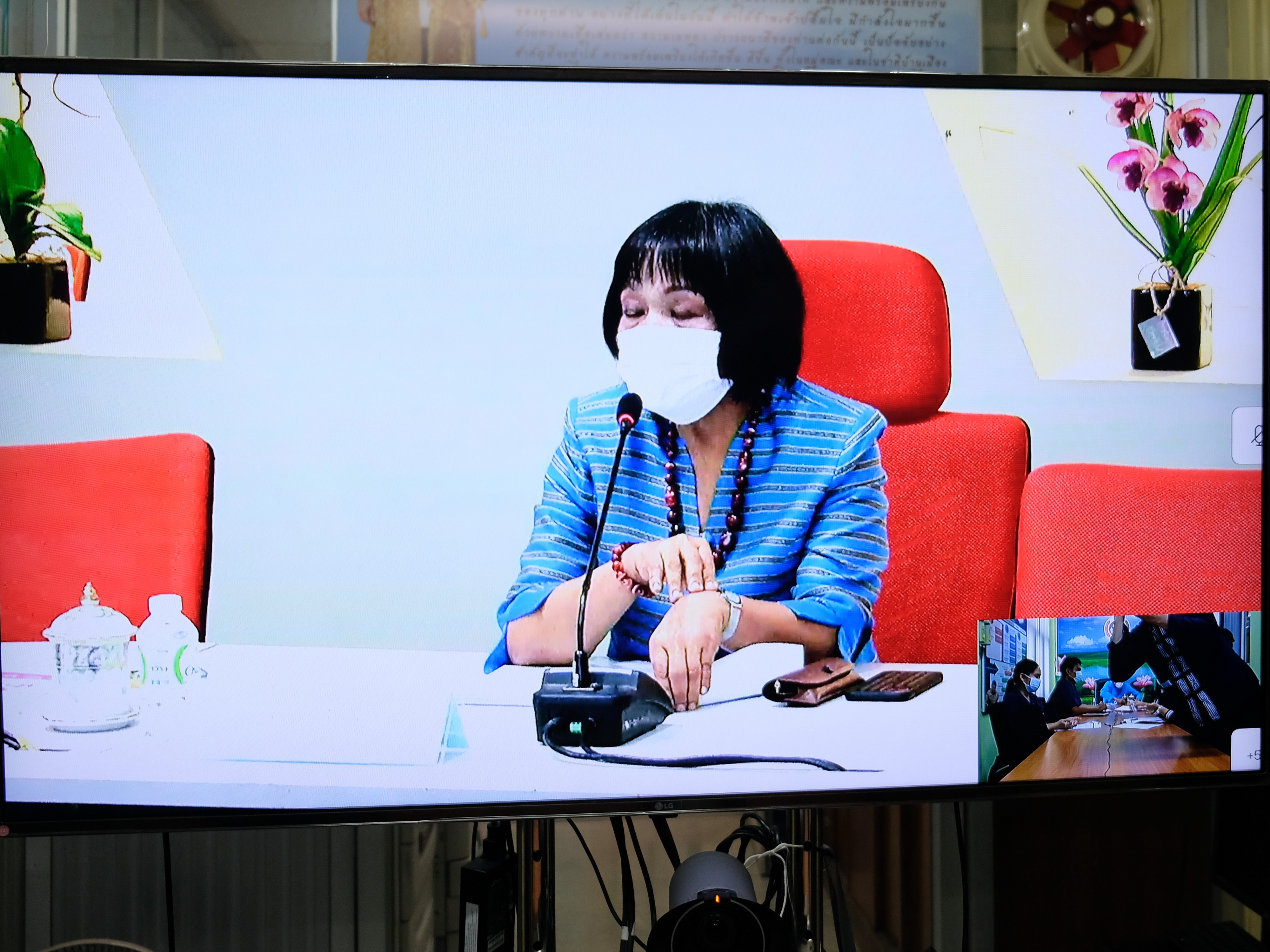 @ปทุมธานี ถิ่นบัวหลวง ร่วมประชุมติดตามการดำเนินงานและการใช้จ่ายงบประมาณกองทุนพัฒนาบทบาทสตรี ประจำปีงบประมาณ พ.ศ. ๒๕๖๔”