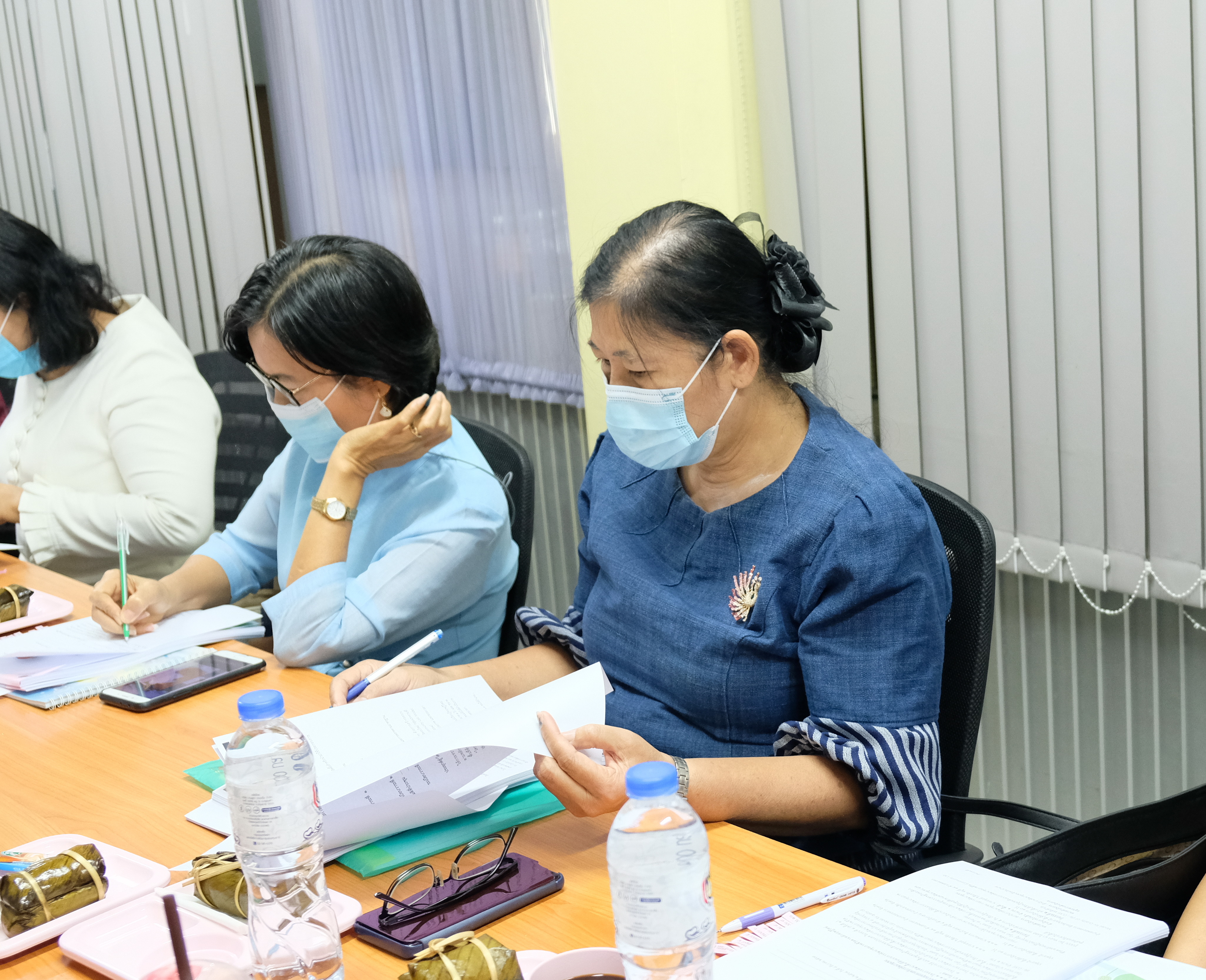 @ปทุมธานี ถิ่นบัวหลวง “พช.ปทุมธานี ประชุมผู้อำนวยการกลุ่มงาน/พัฒนาการอำเภอ ประจำเดือนมกราคม ๒๕๖๔”