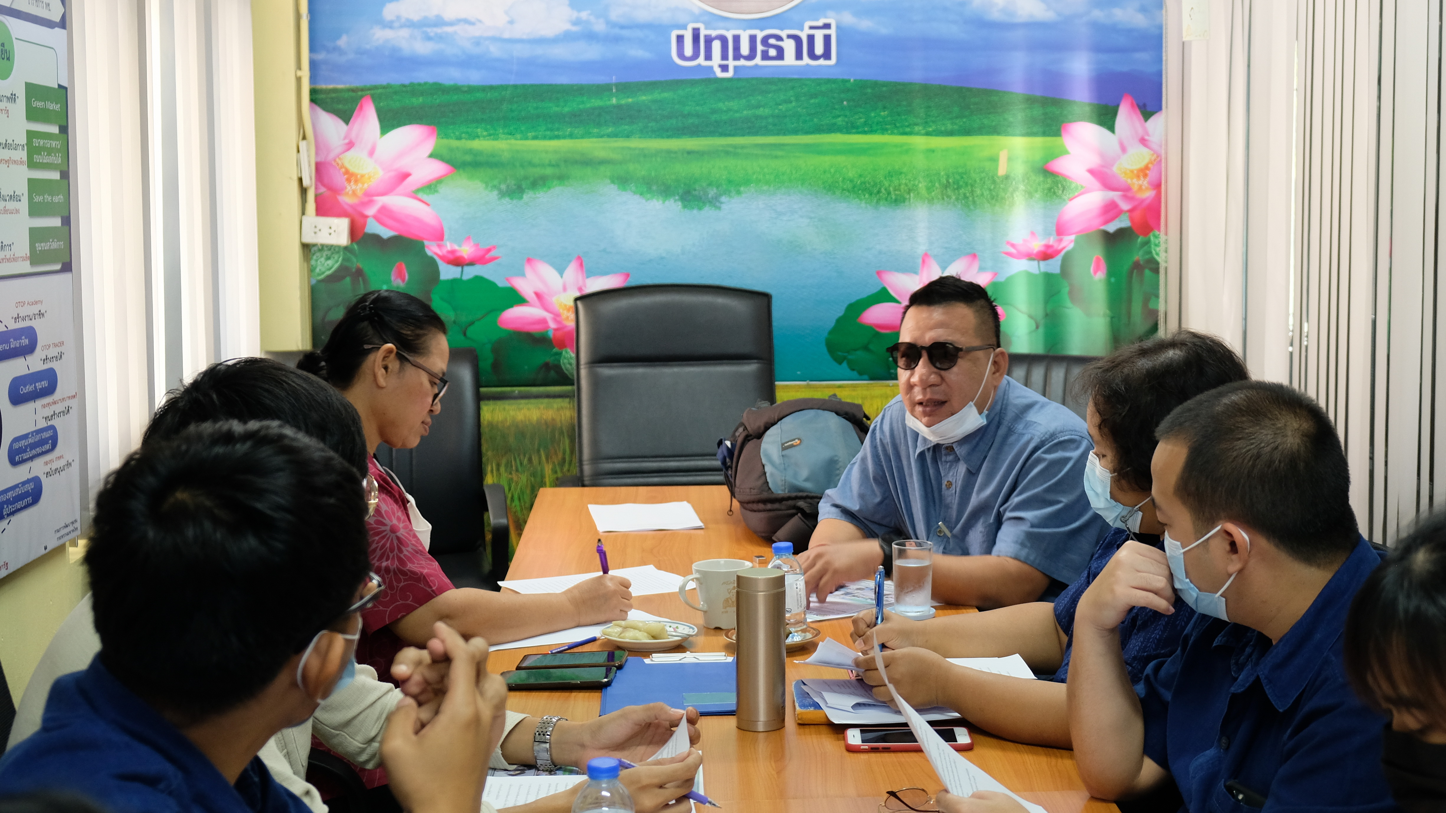 @ปทุมธานี ถิ่นบัวหลวง พช.ปทมุธานีประชุมชี้แจงการจัดทำจดหมายข่าวเพื่อเผยแพร่ประชาสัมพันธ์งานพัฒนาชุมชนในส่วนภูมิภาค”