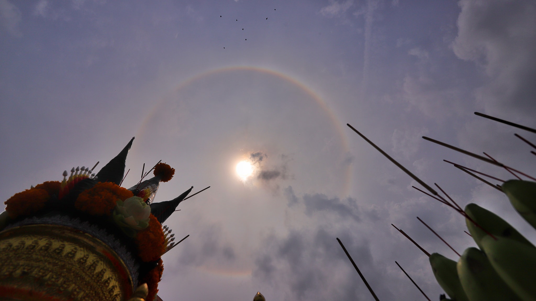 พจ.ปทุมธานี “ร่วมพิธีบูรณะปฏิสังขรณ์ “ยกวัดร้างเป็นวัดให้มีพระภิกษุอยู่จำพรรษา” และพิธีบวงสรวงบูชาเทพยดา”